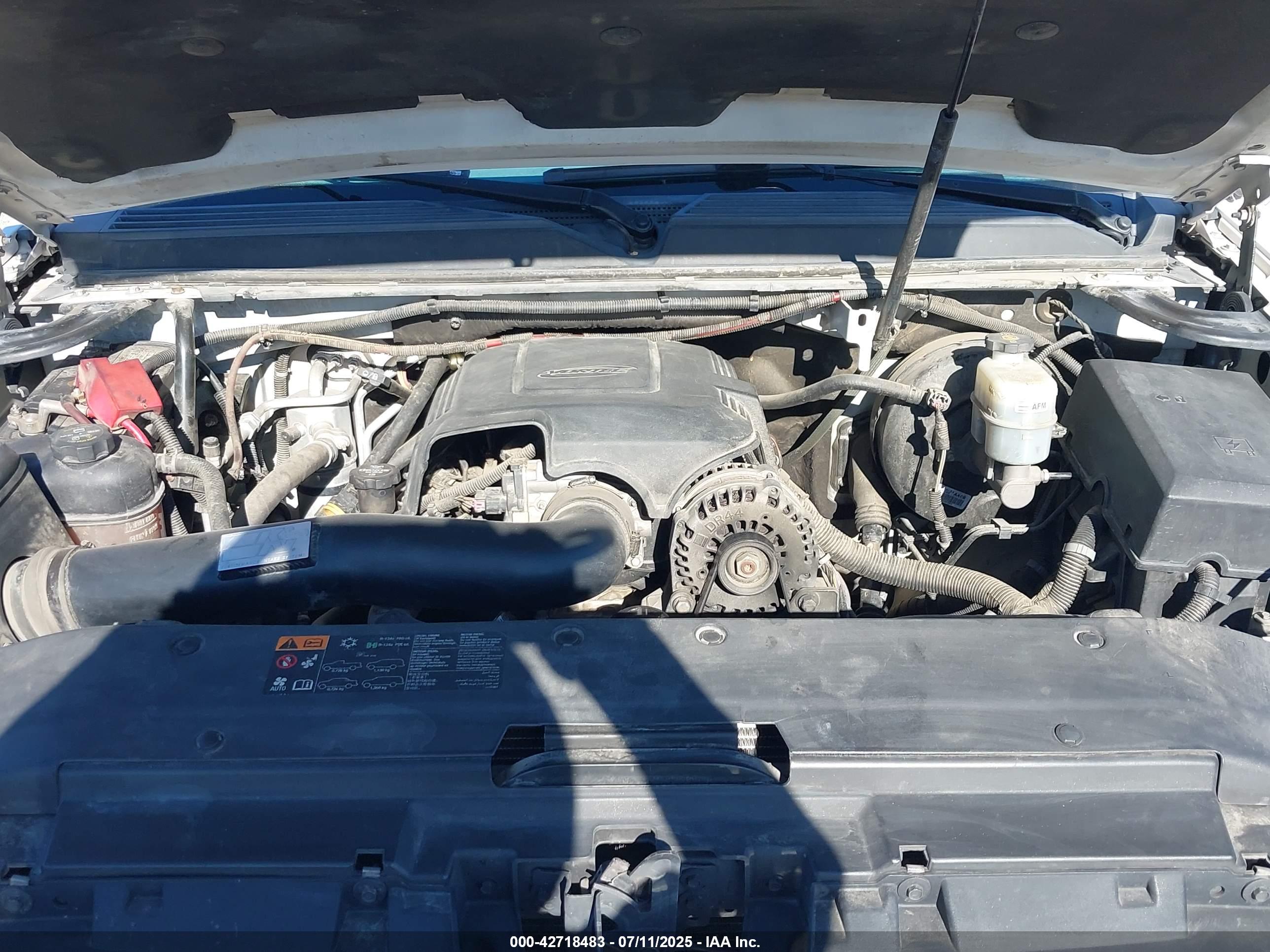 GMC YUKON image 10