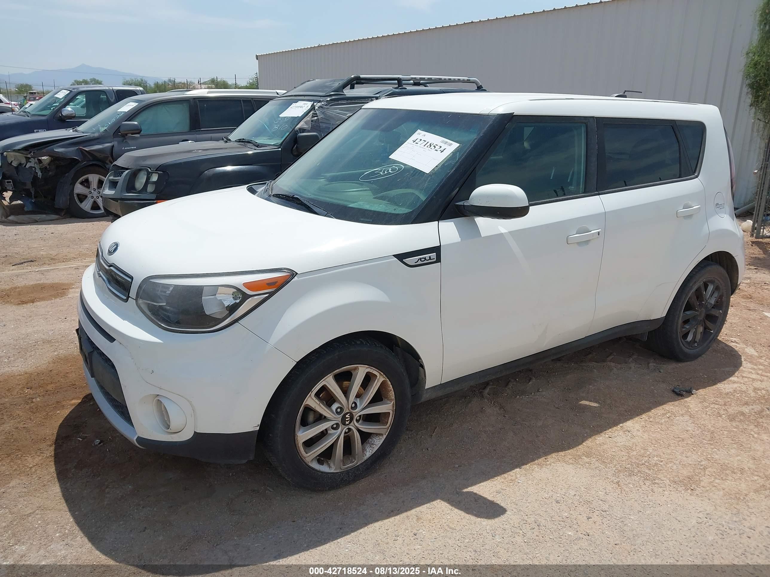 KIA SOUL image 2