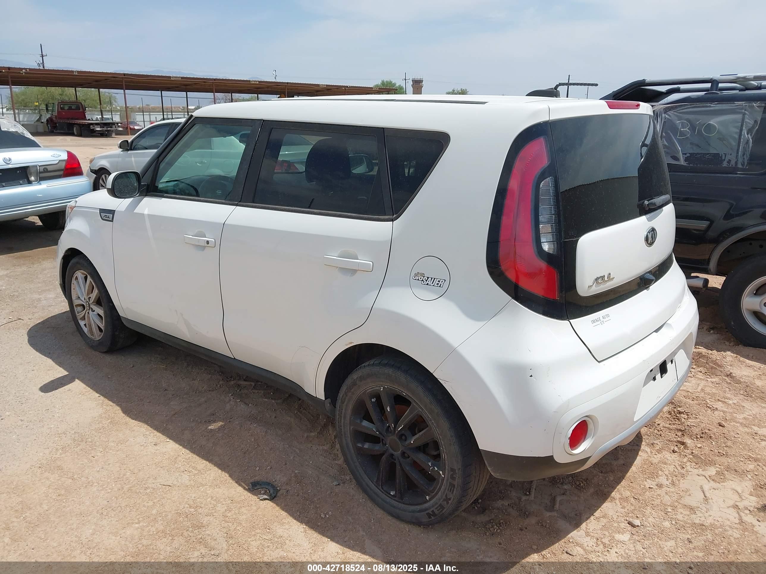 KIA SOUL image 3