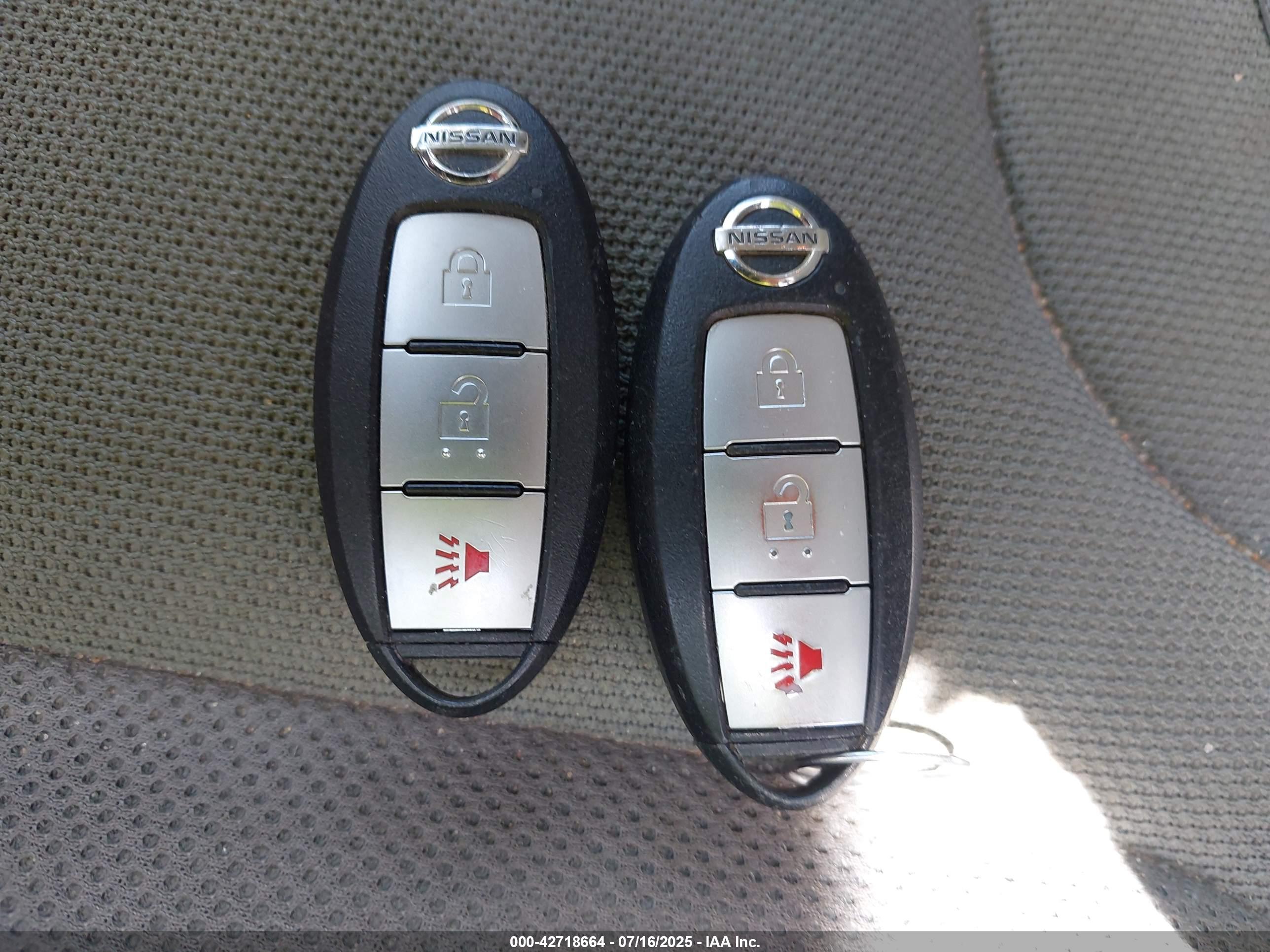 NISSAN FRONTIER image 11