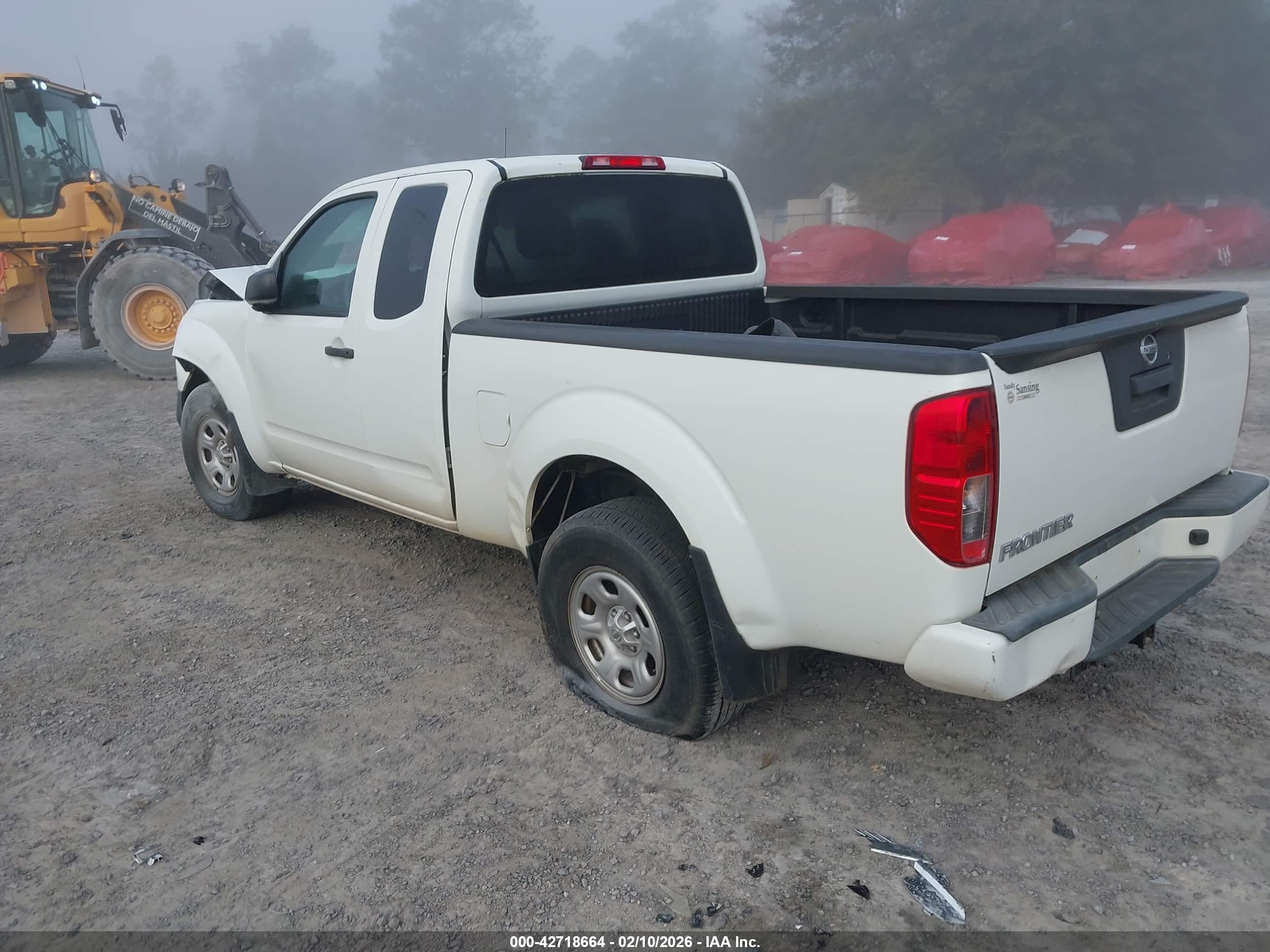 NISSAN FRONTIER image 3
