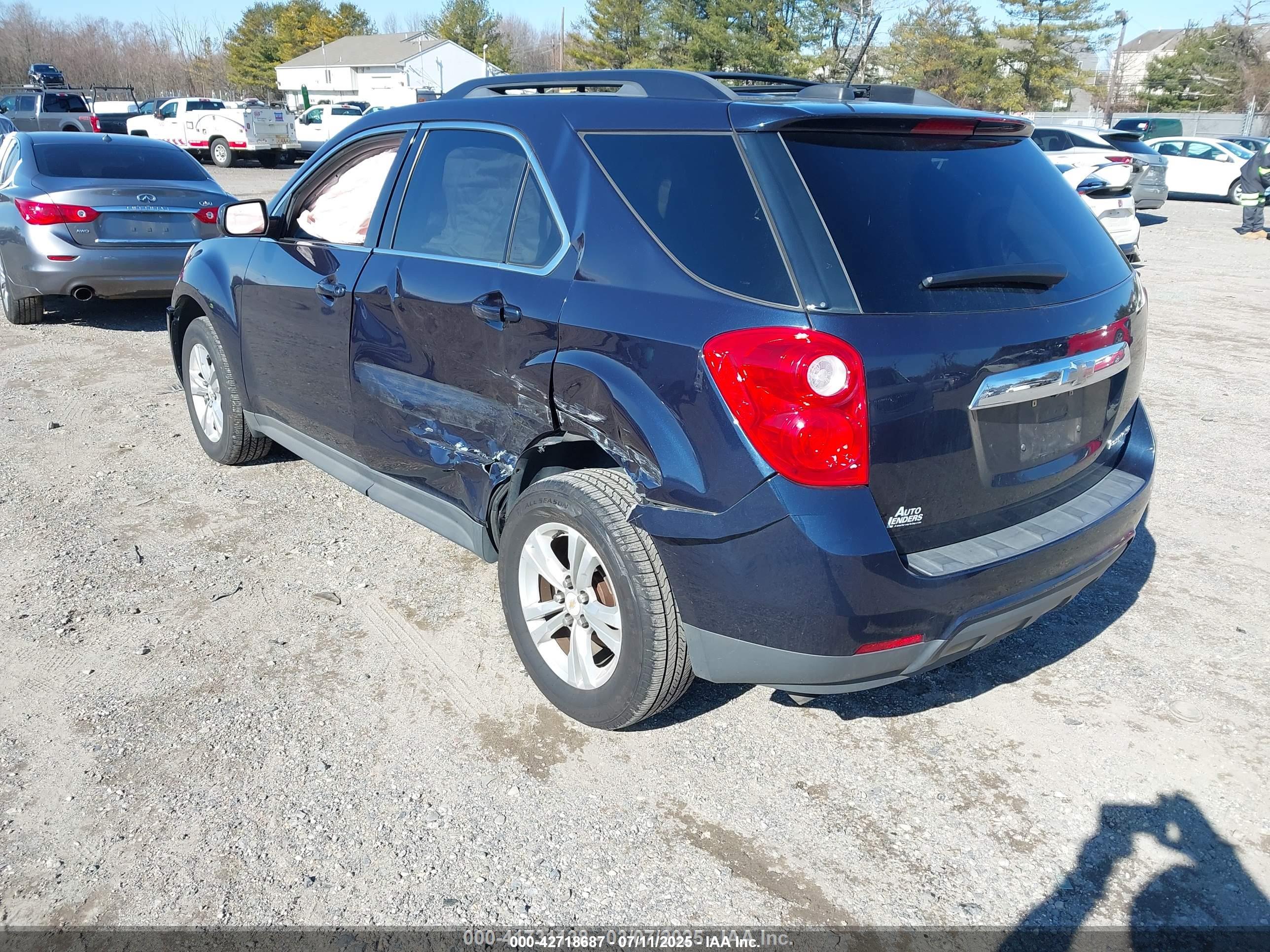 CHEVROLET EQUINOX image 3