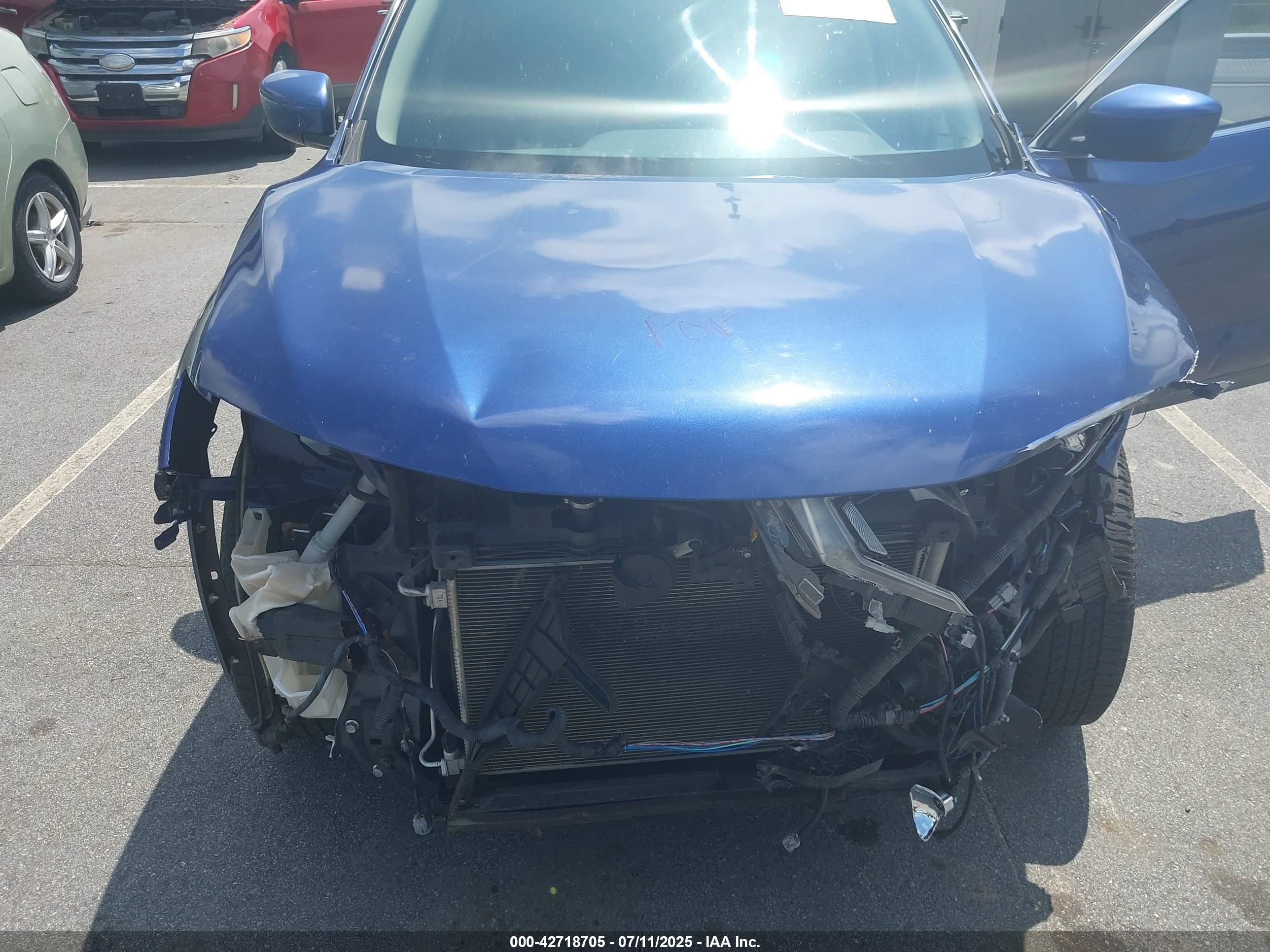 NISSAN ROGUE image 6
