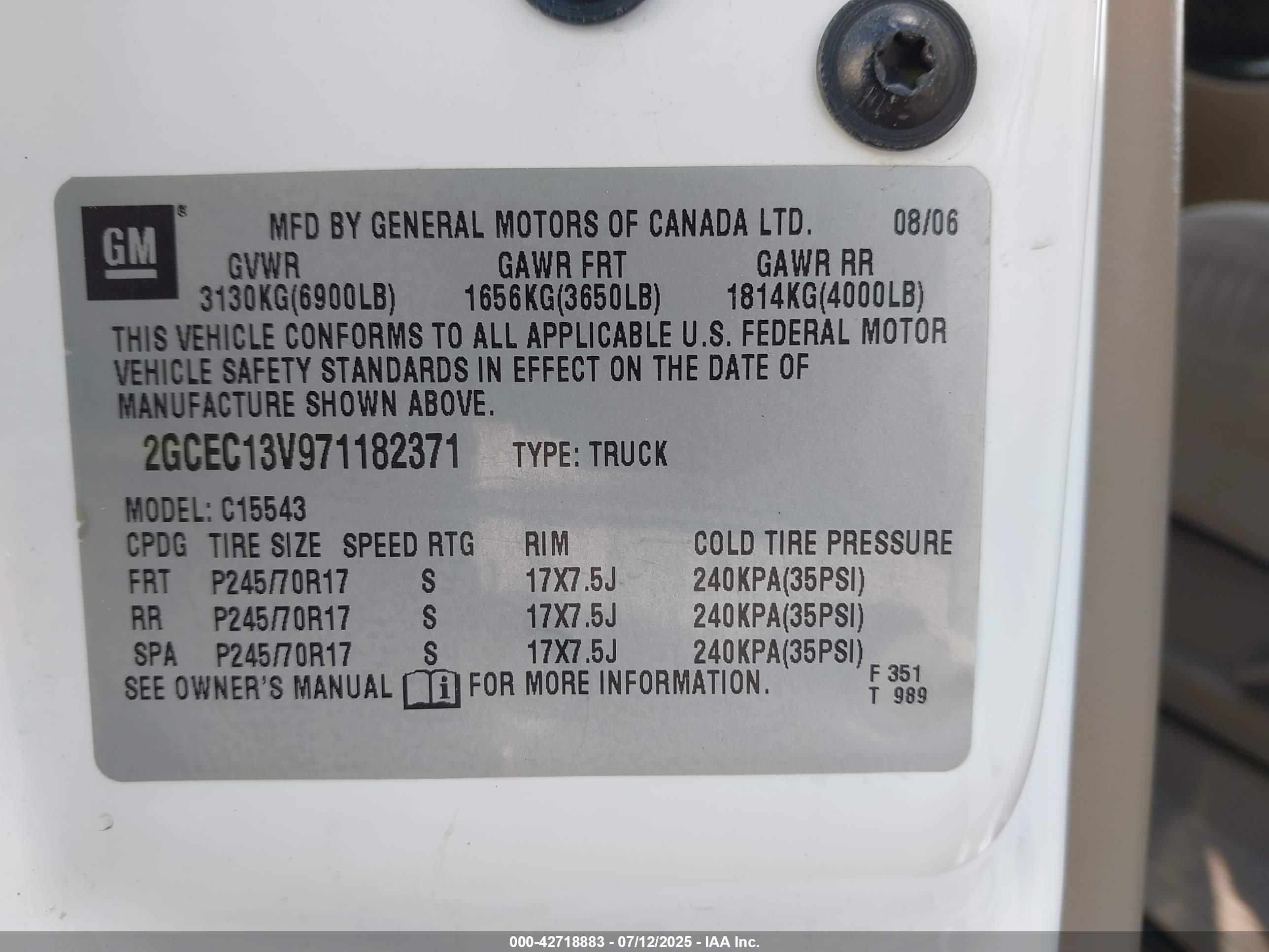 CHEVROLET SILVERADO image 9