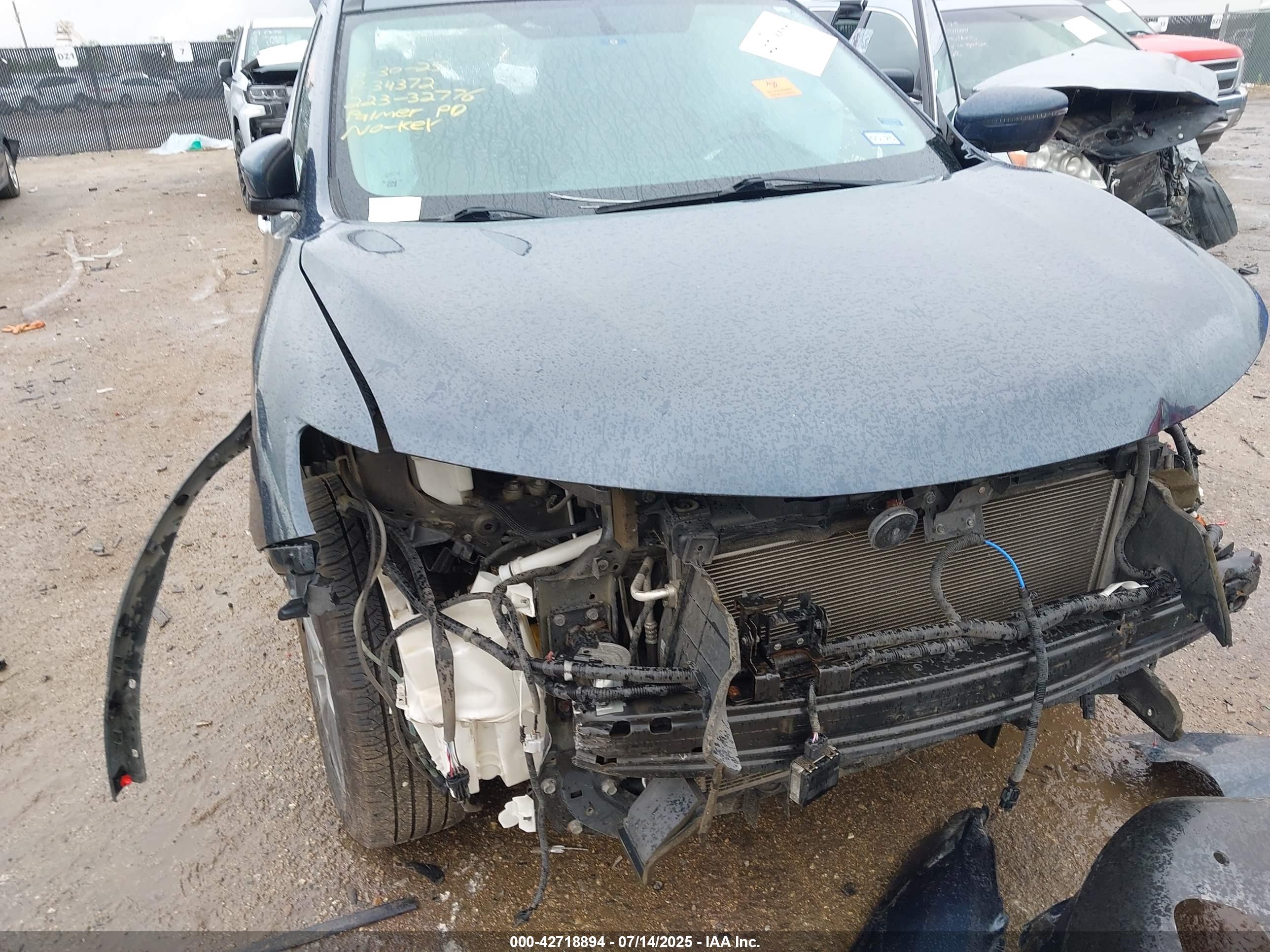 NISSAN ROGUE image 6