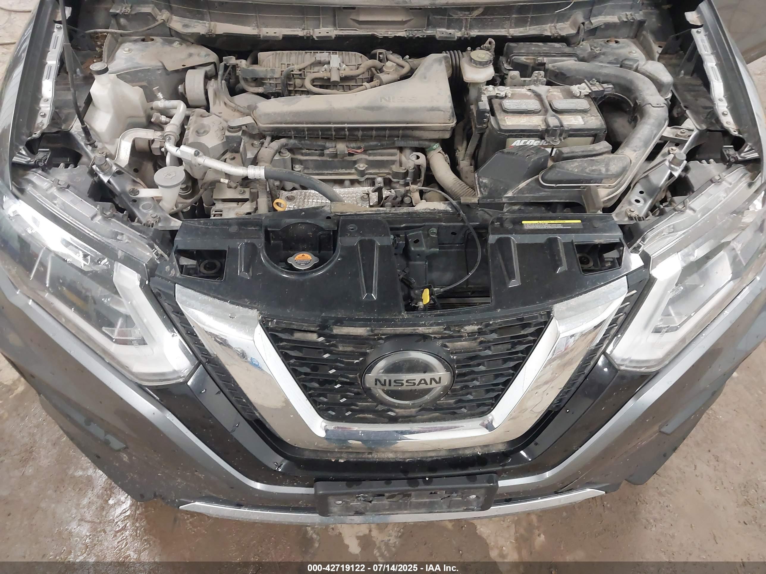 NISSAN ROGUE image 10