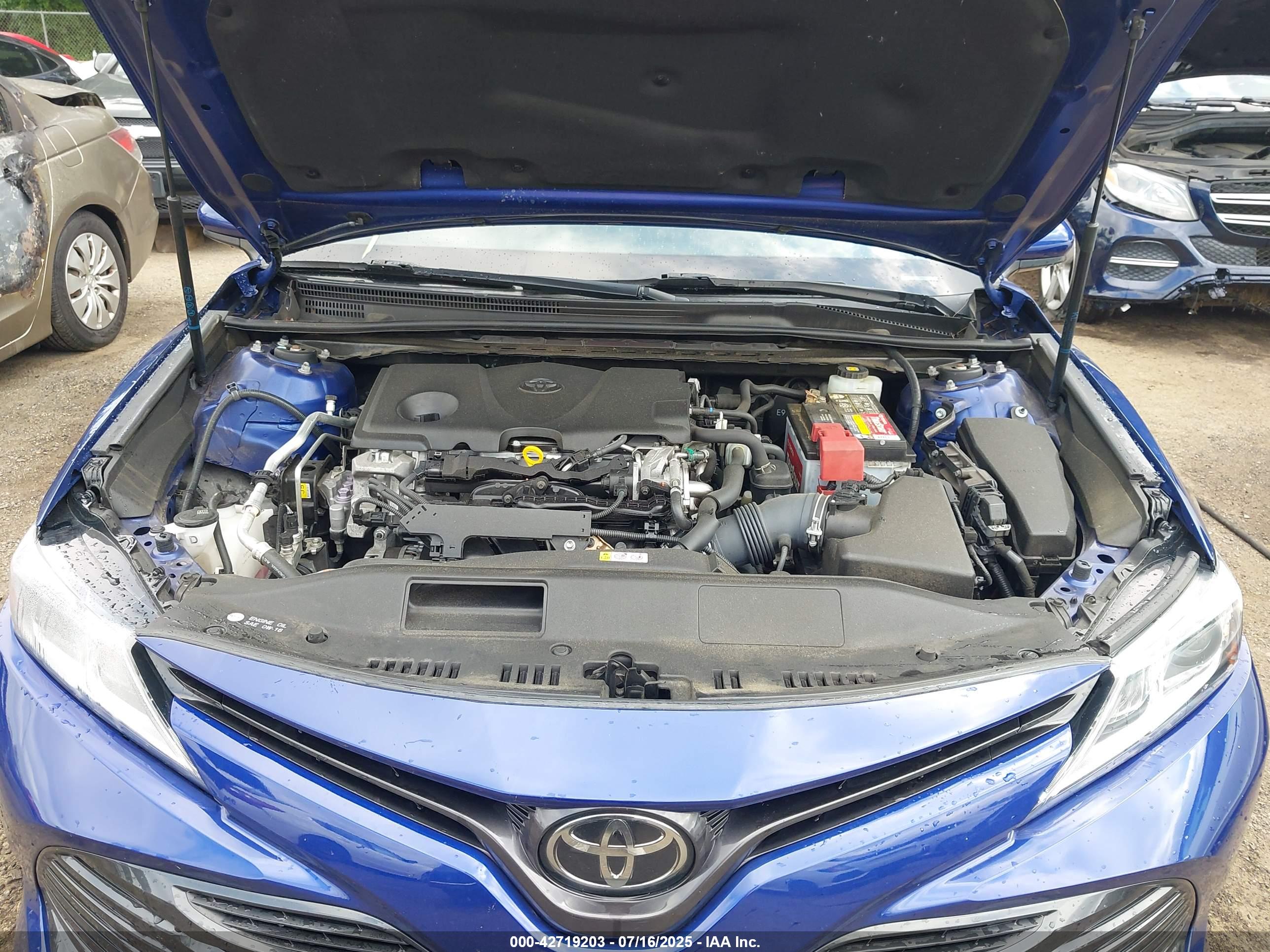 TOYOTA CAMRY image 10