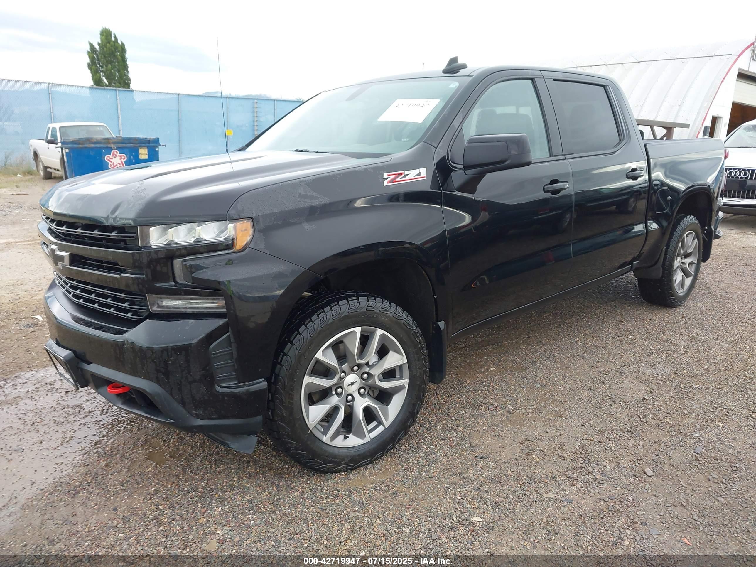 CHEVROLET SILVERADO image 2