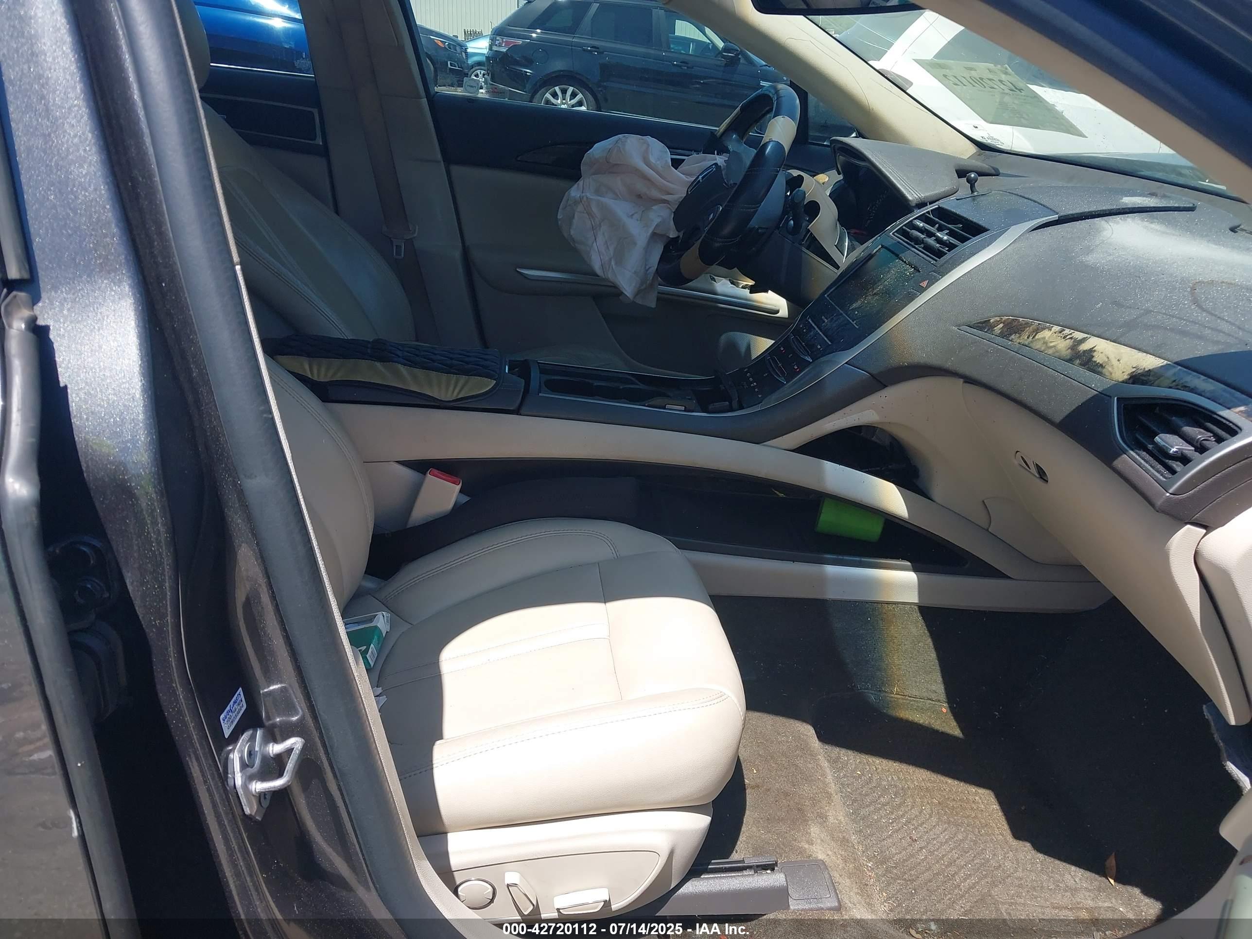 LINCOLN MKZ image 5