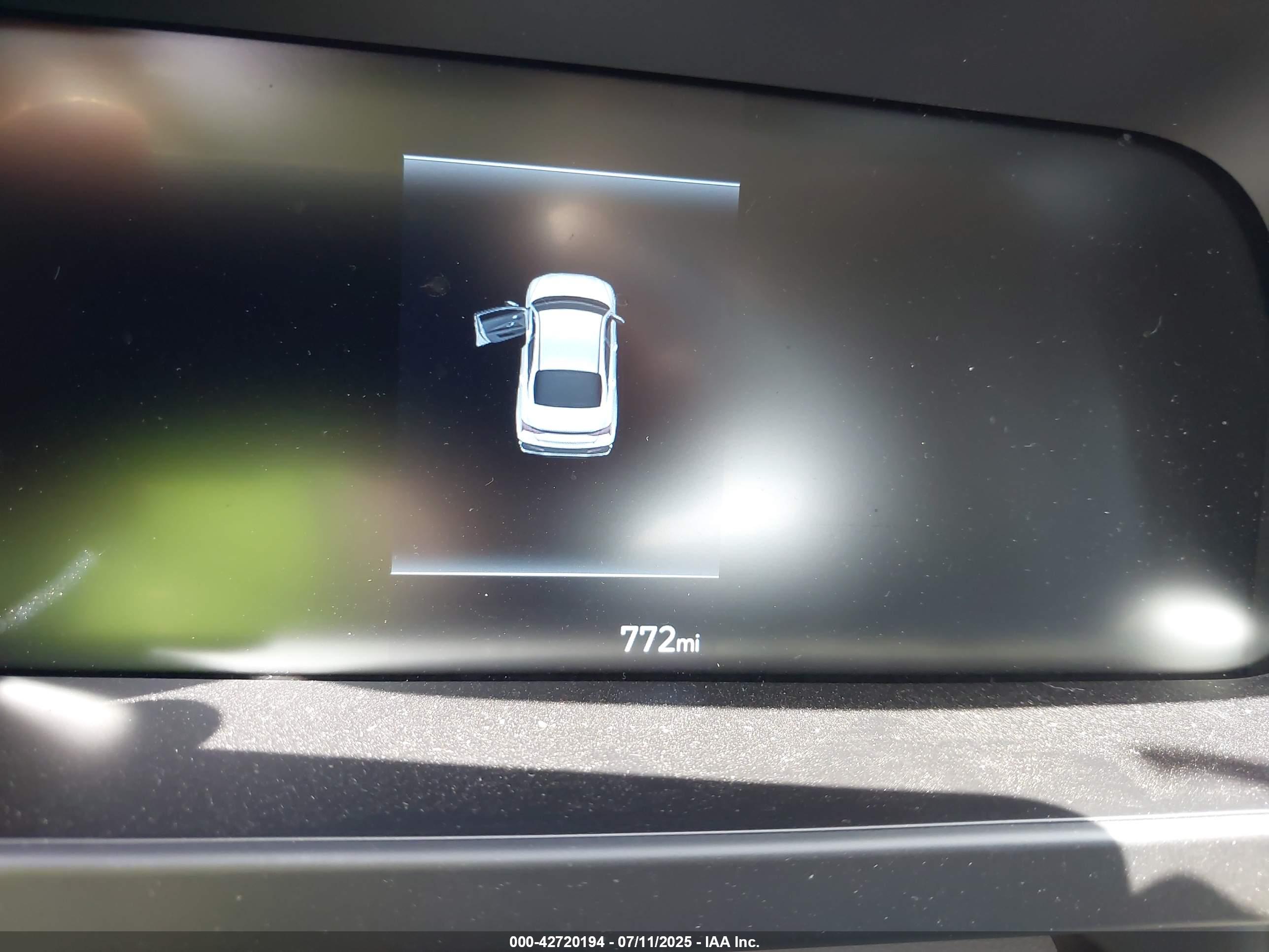 HYUNDAI ELANTRA image 7