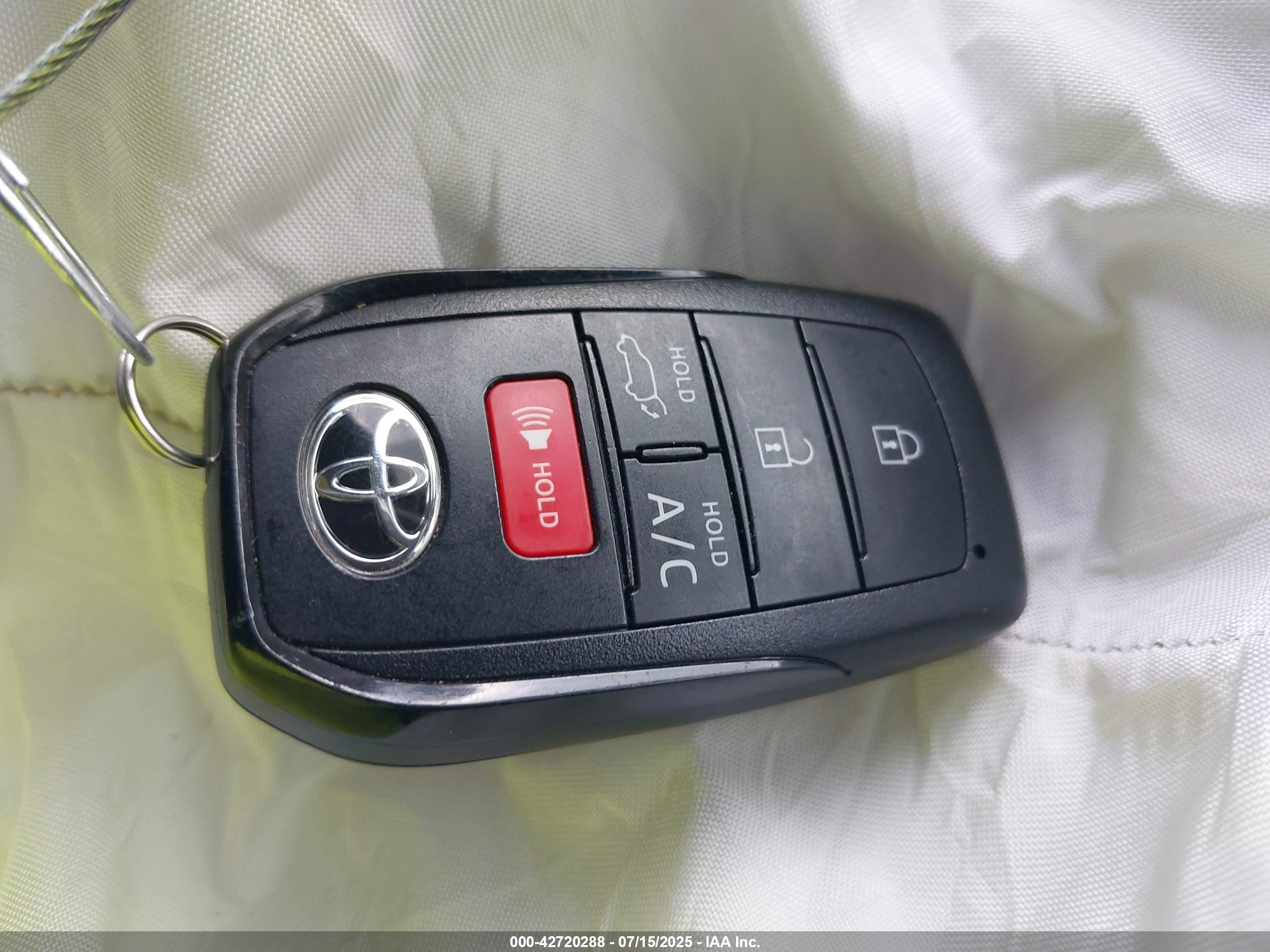 TOYOTA BZ4X image 11