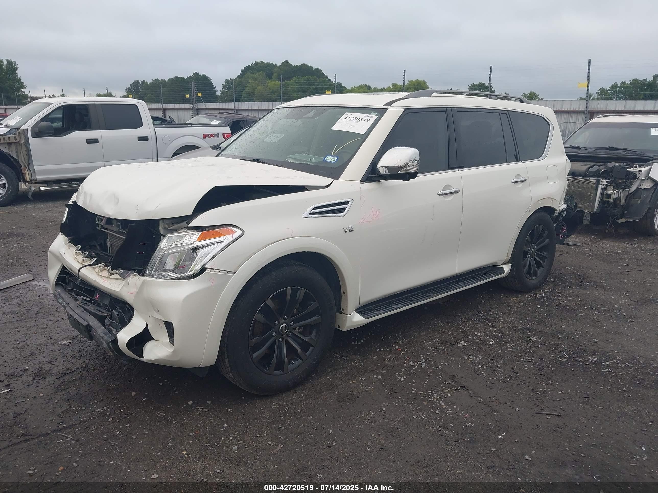 NISSAN ARMADA image 2