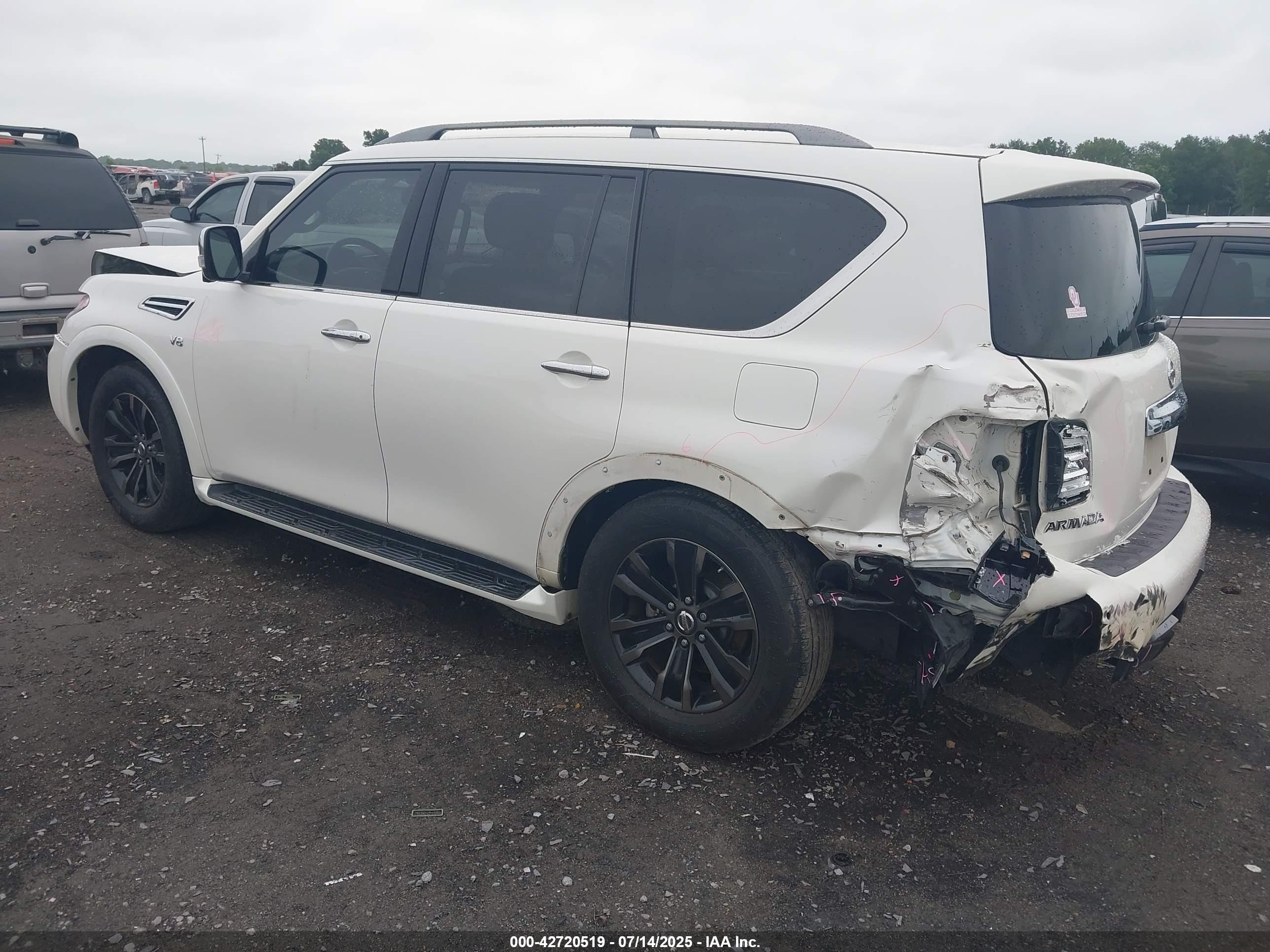 NISSAN ARMADA image 3