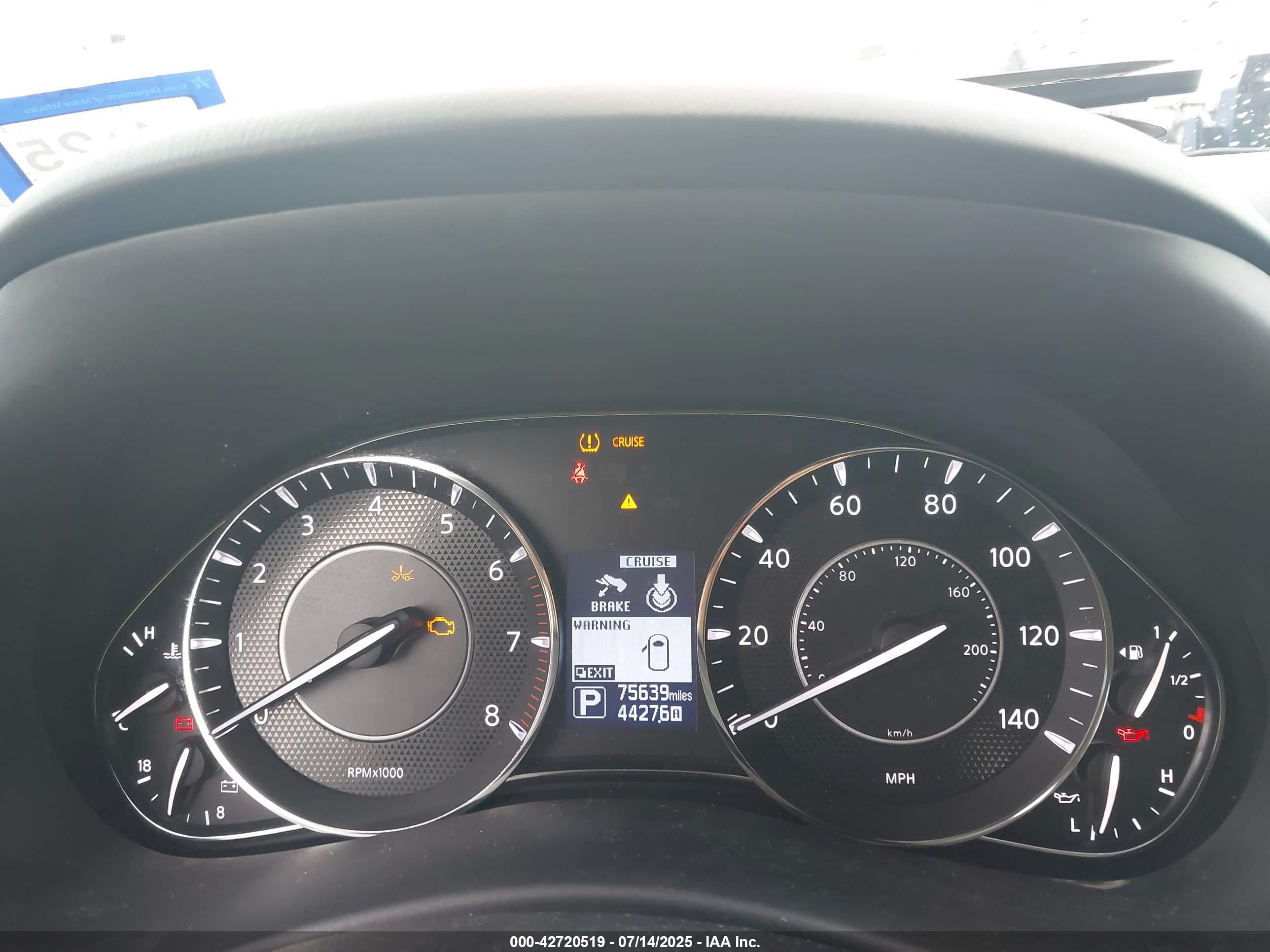 NISSAN ARMADA image 7