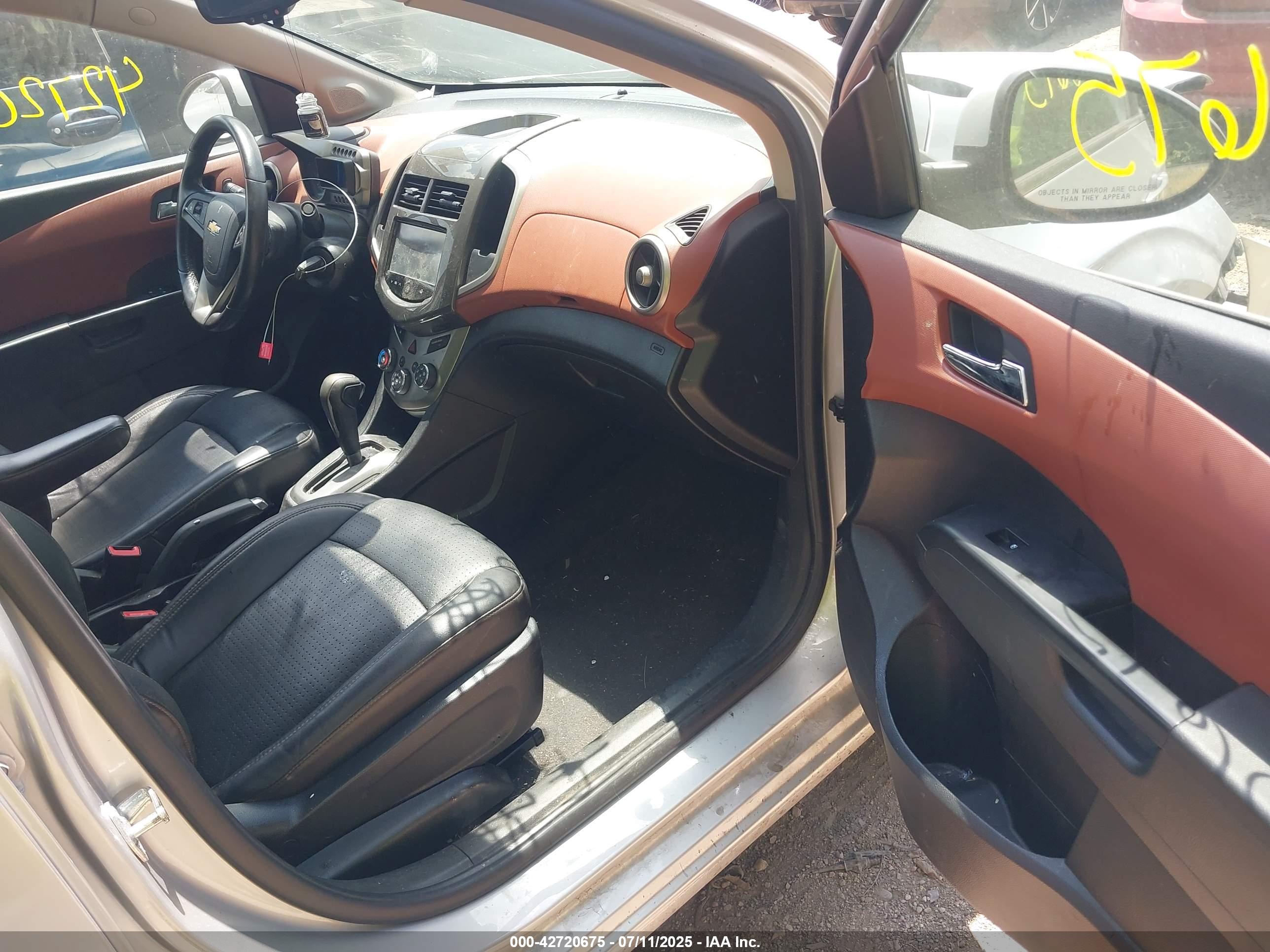CHEVROLET SONIC image 5