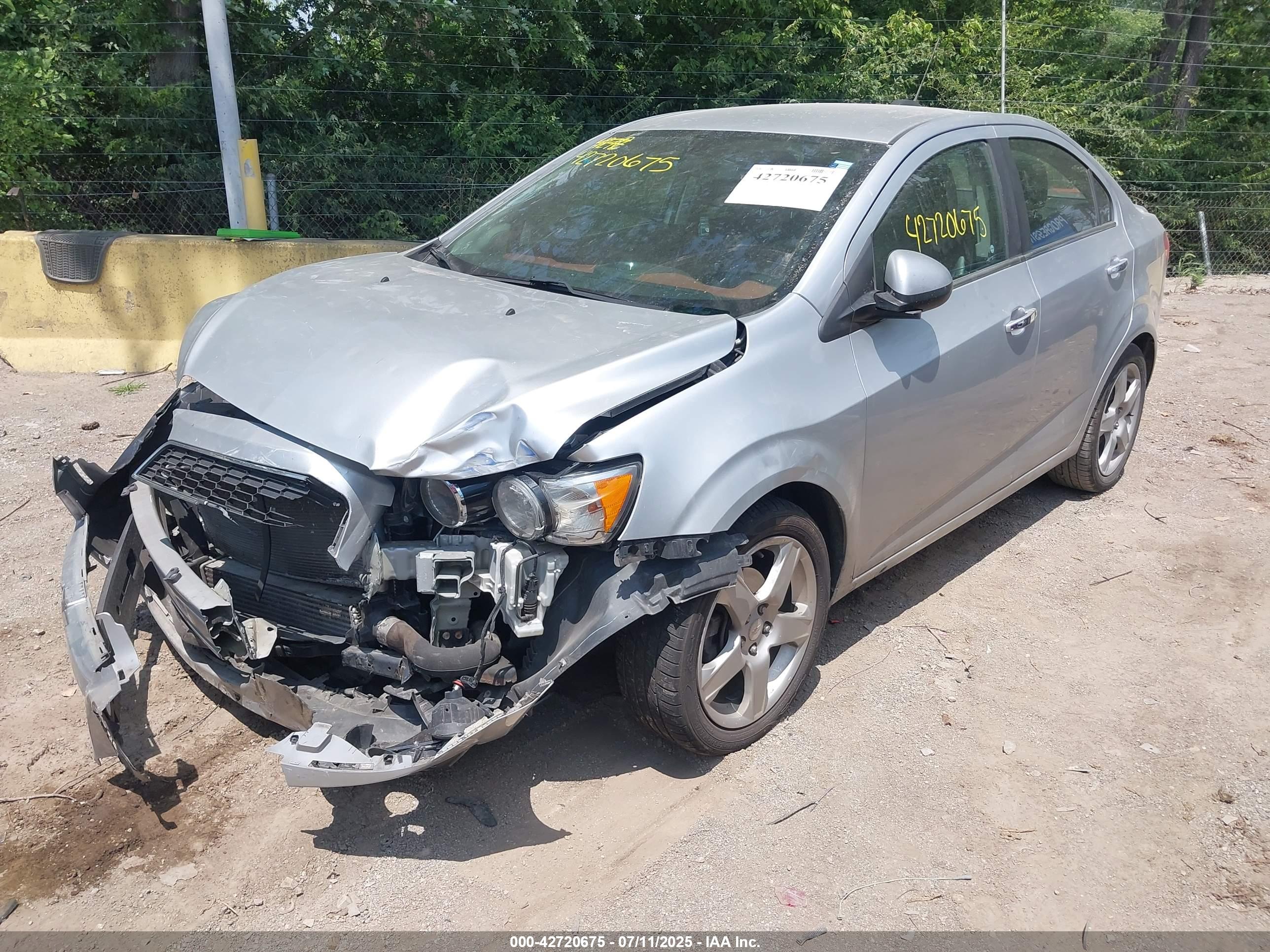 CHEVROLET SONIC image 6