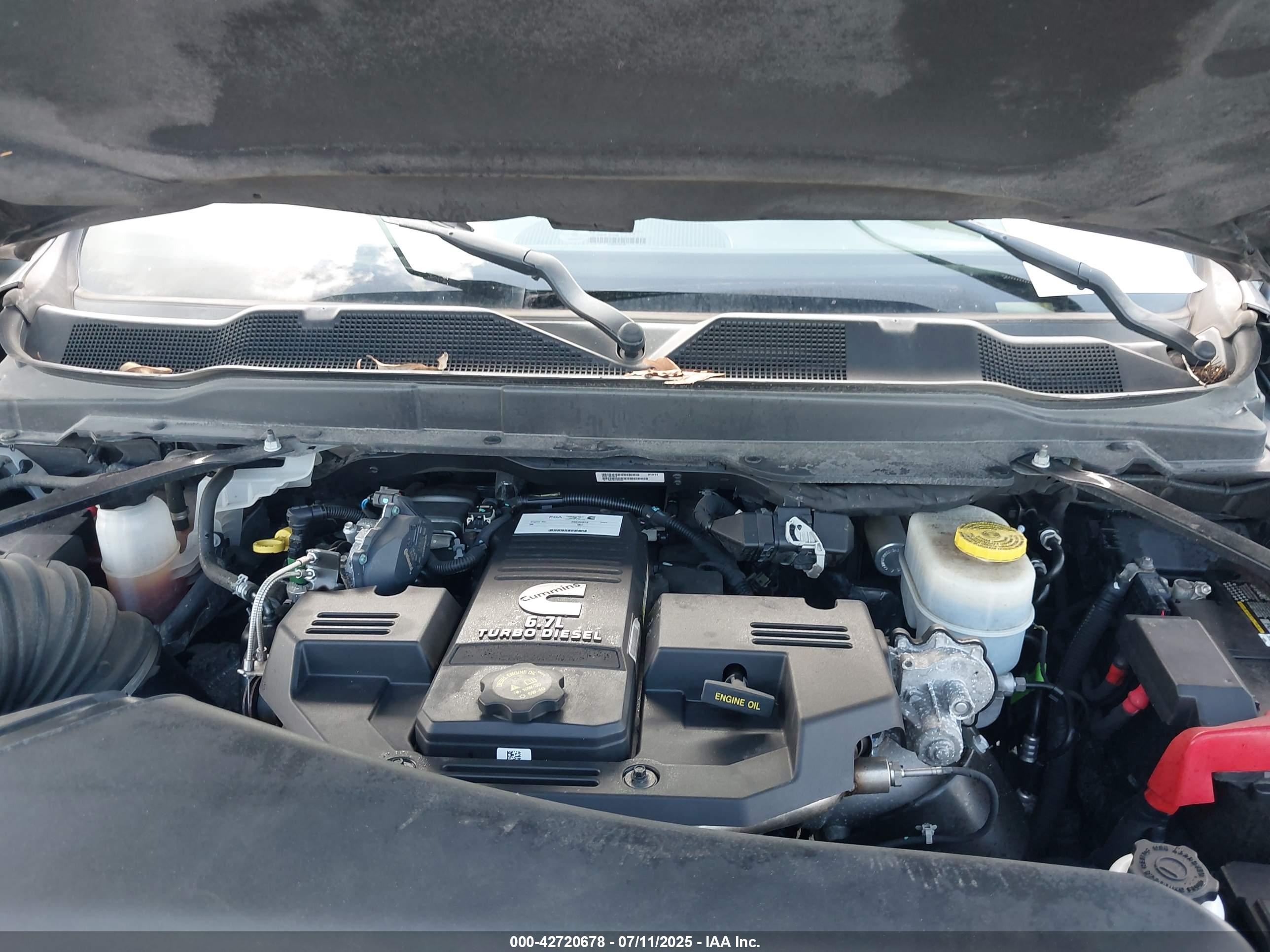 RAM 2500 image 10
