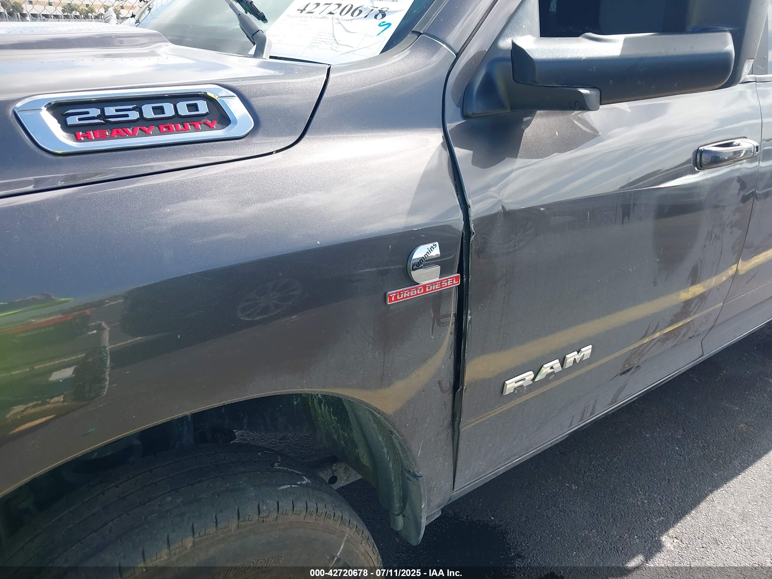 RAM 2500 image 6