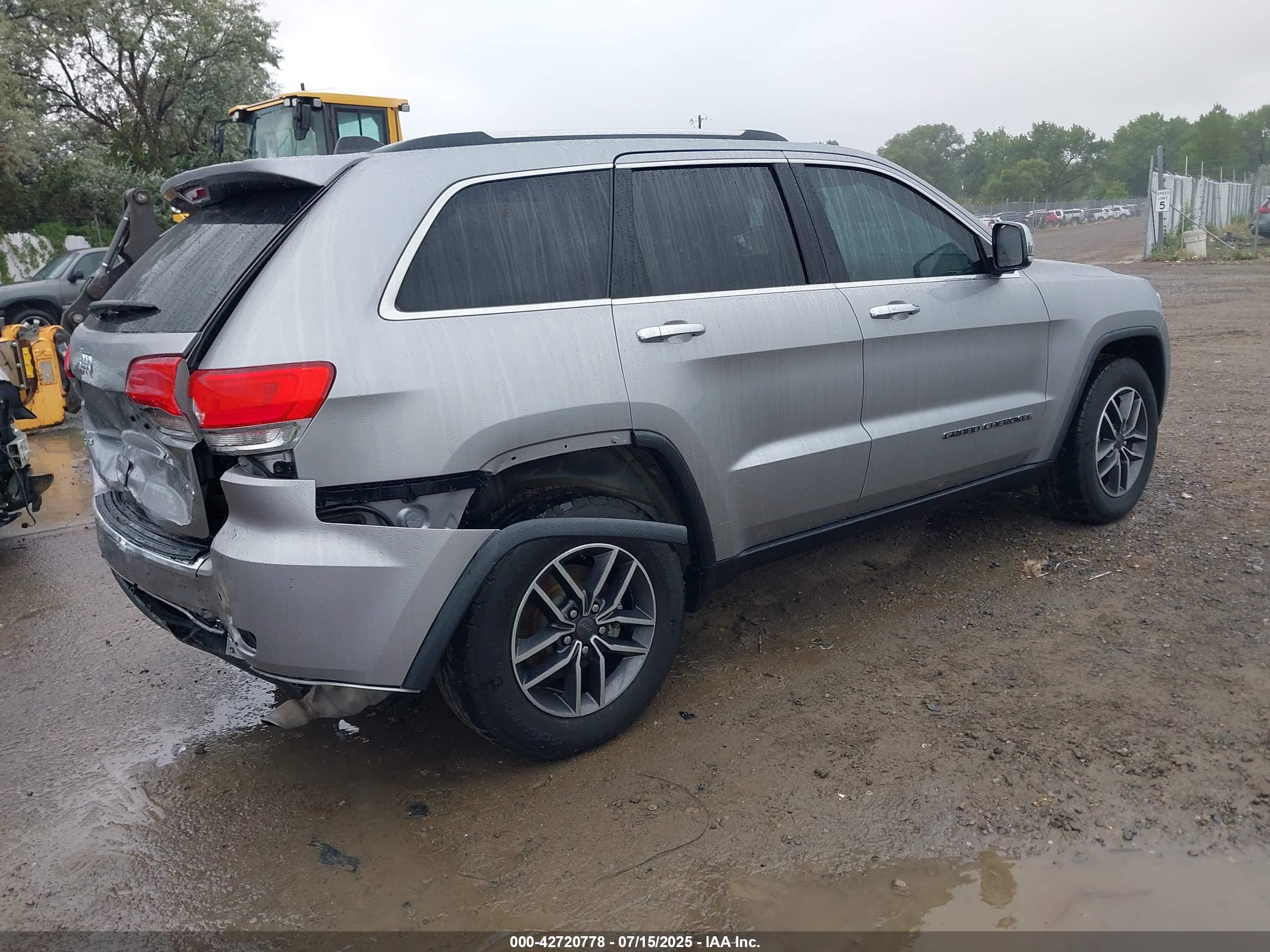 JEEP GRAND image 4