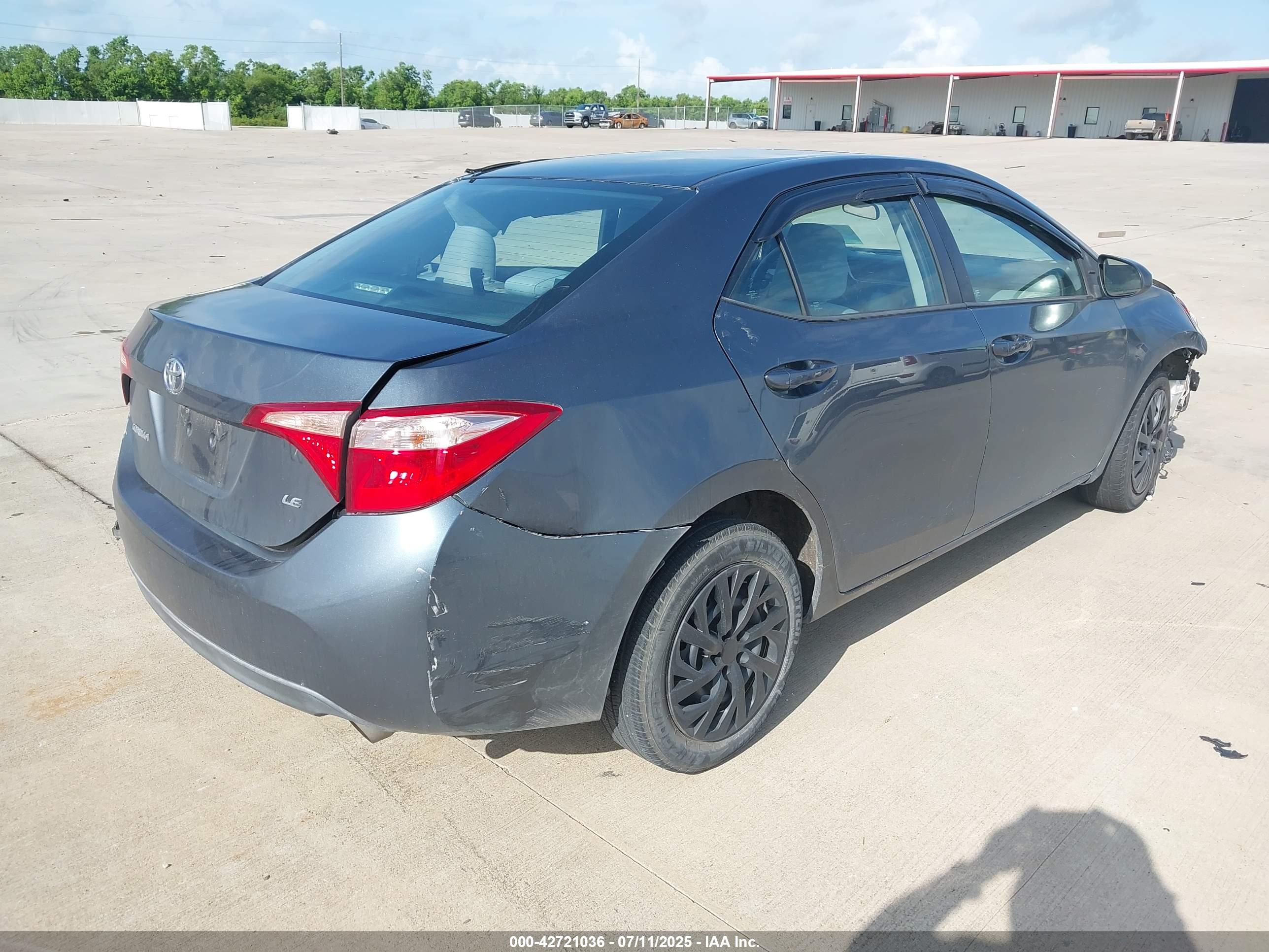 TOYOTA COROLLA image 4