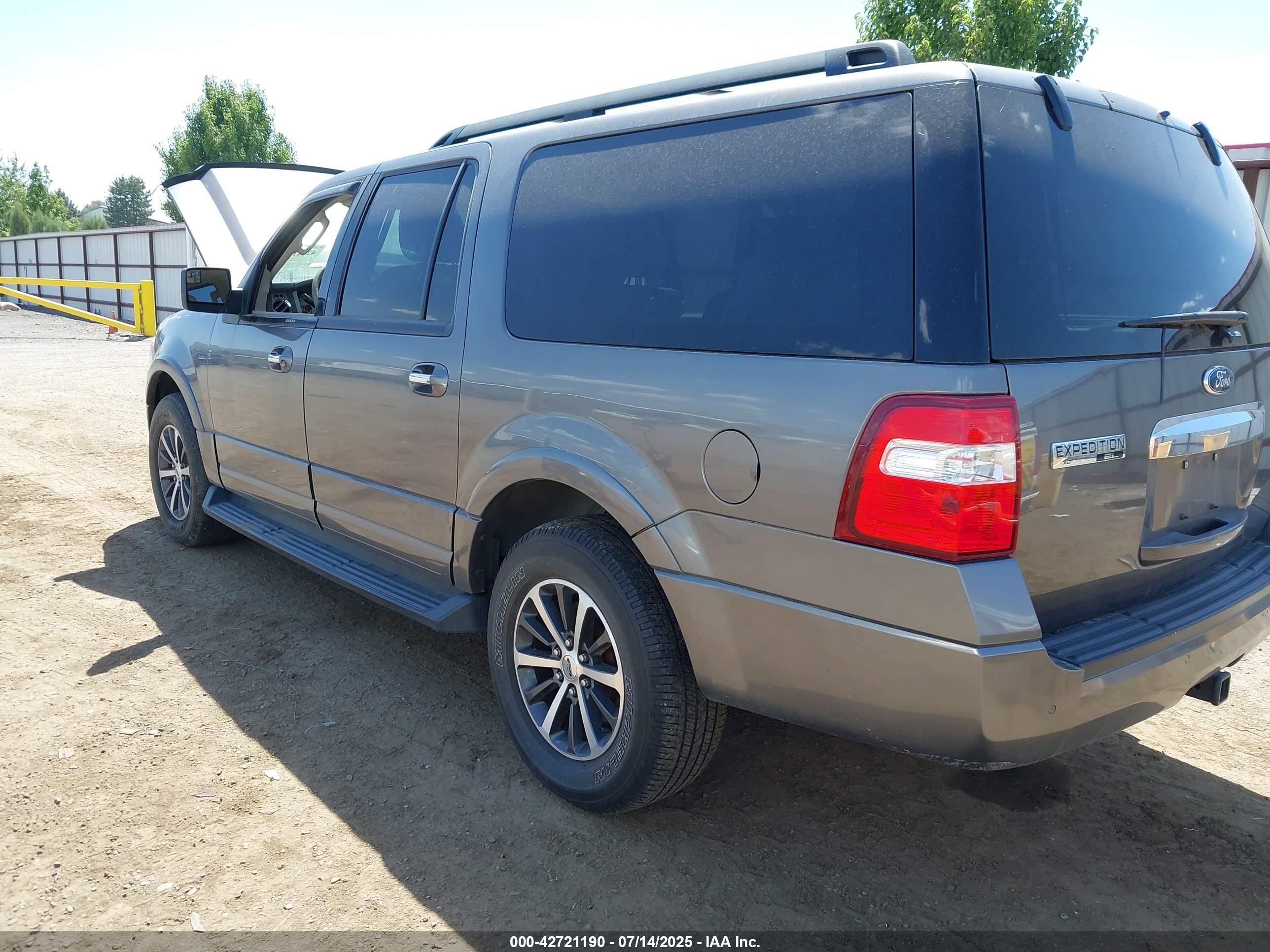 FORD EXPEDITION image 3