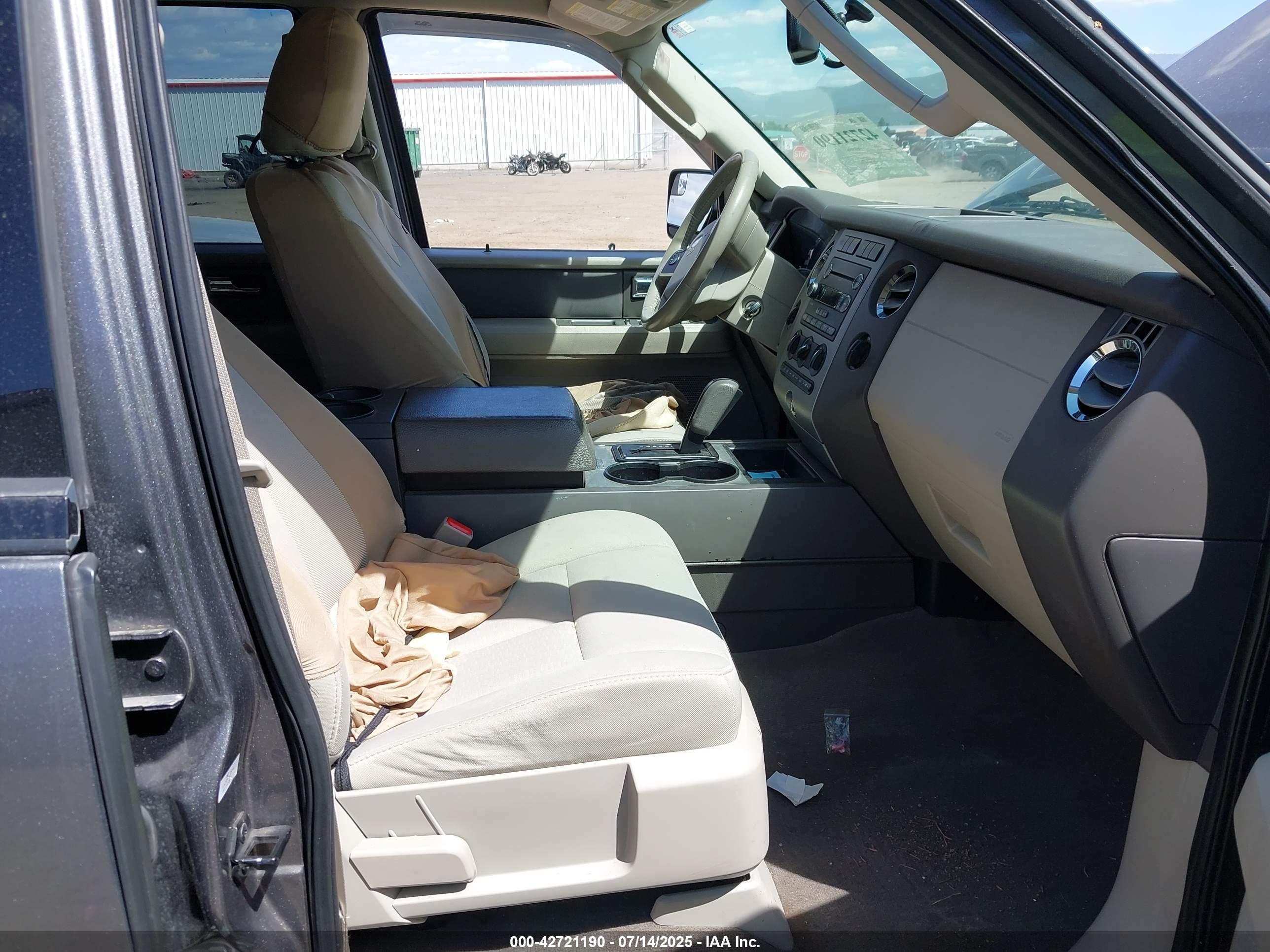 FORD EXPEDITION image 5
