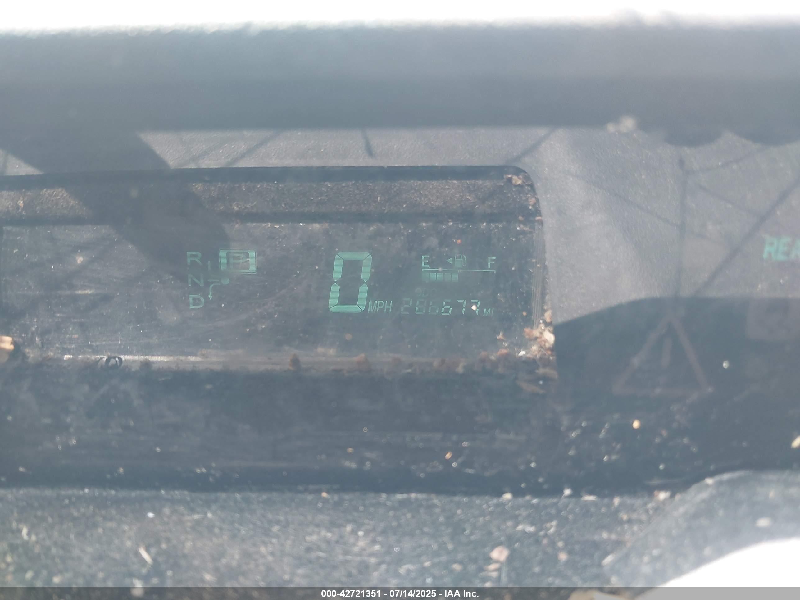 TOYOTA PRIUS image 7