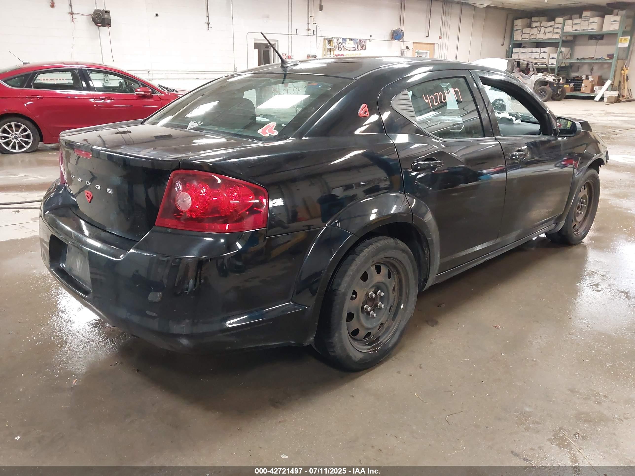 DODGE AVENGER image 4