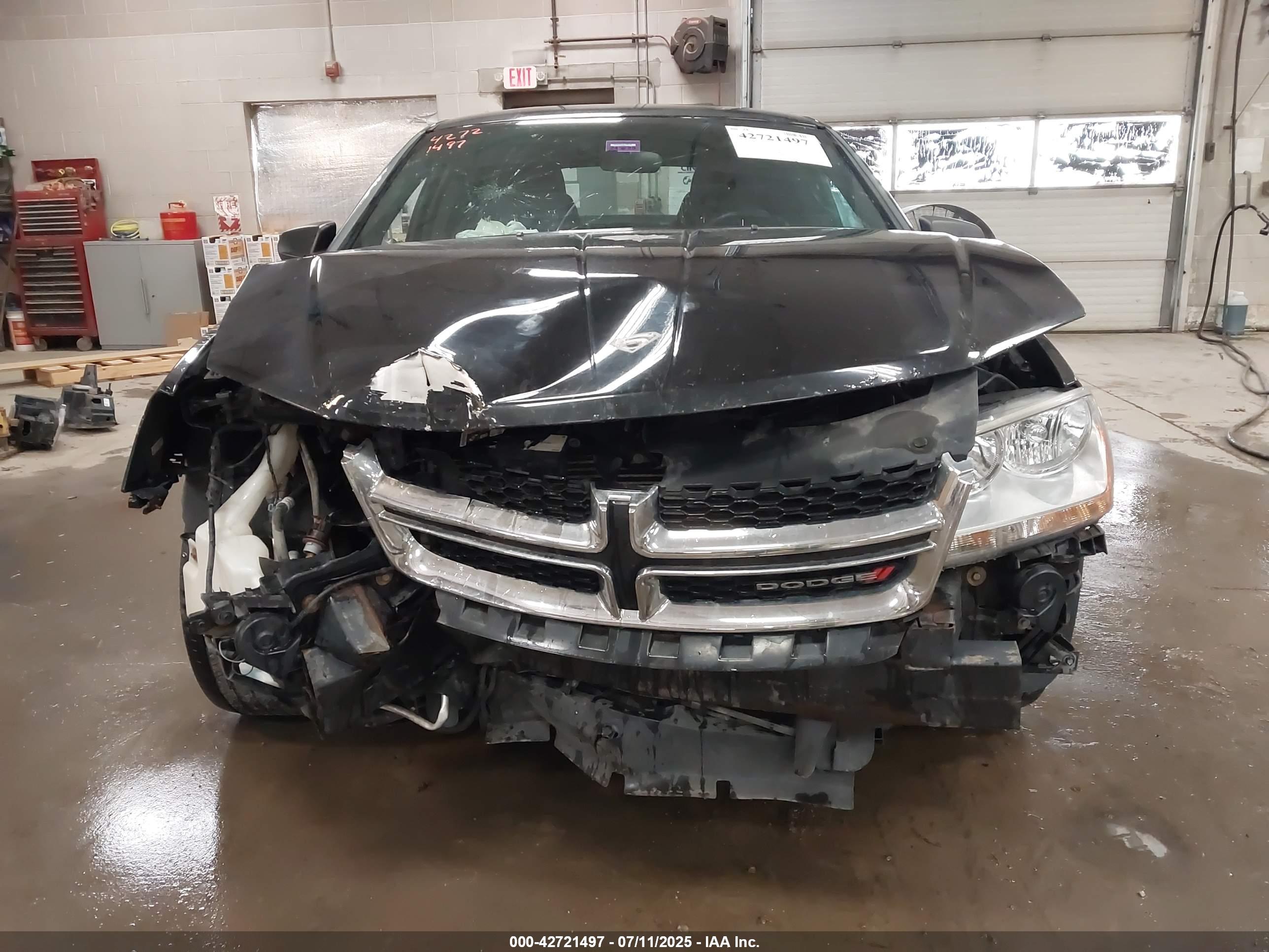 DODGE AVENGER image 6