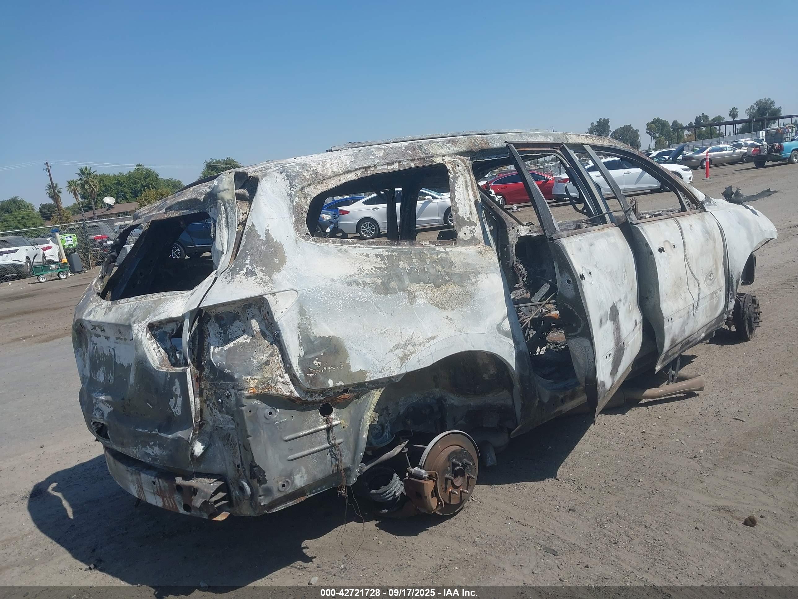 CHEVROLET TRAVERSE image 4