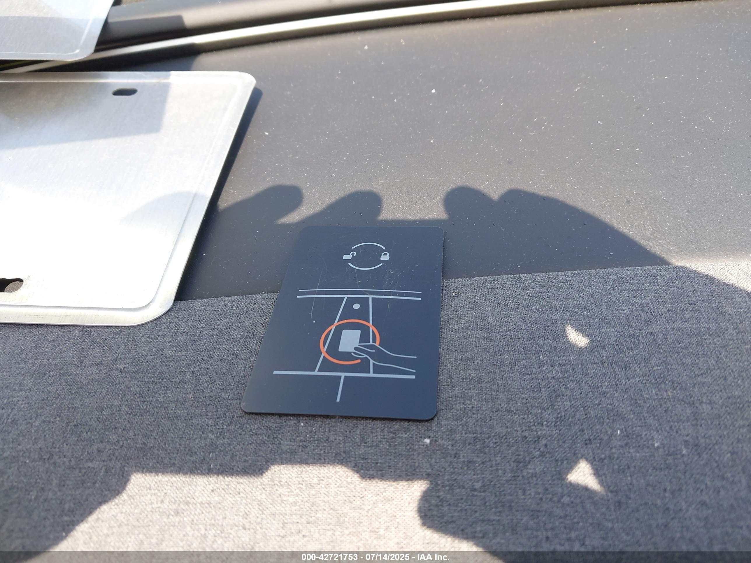 TESLA MODEL image 11