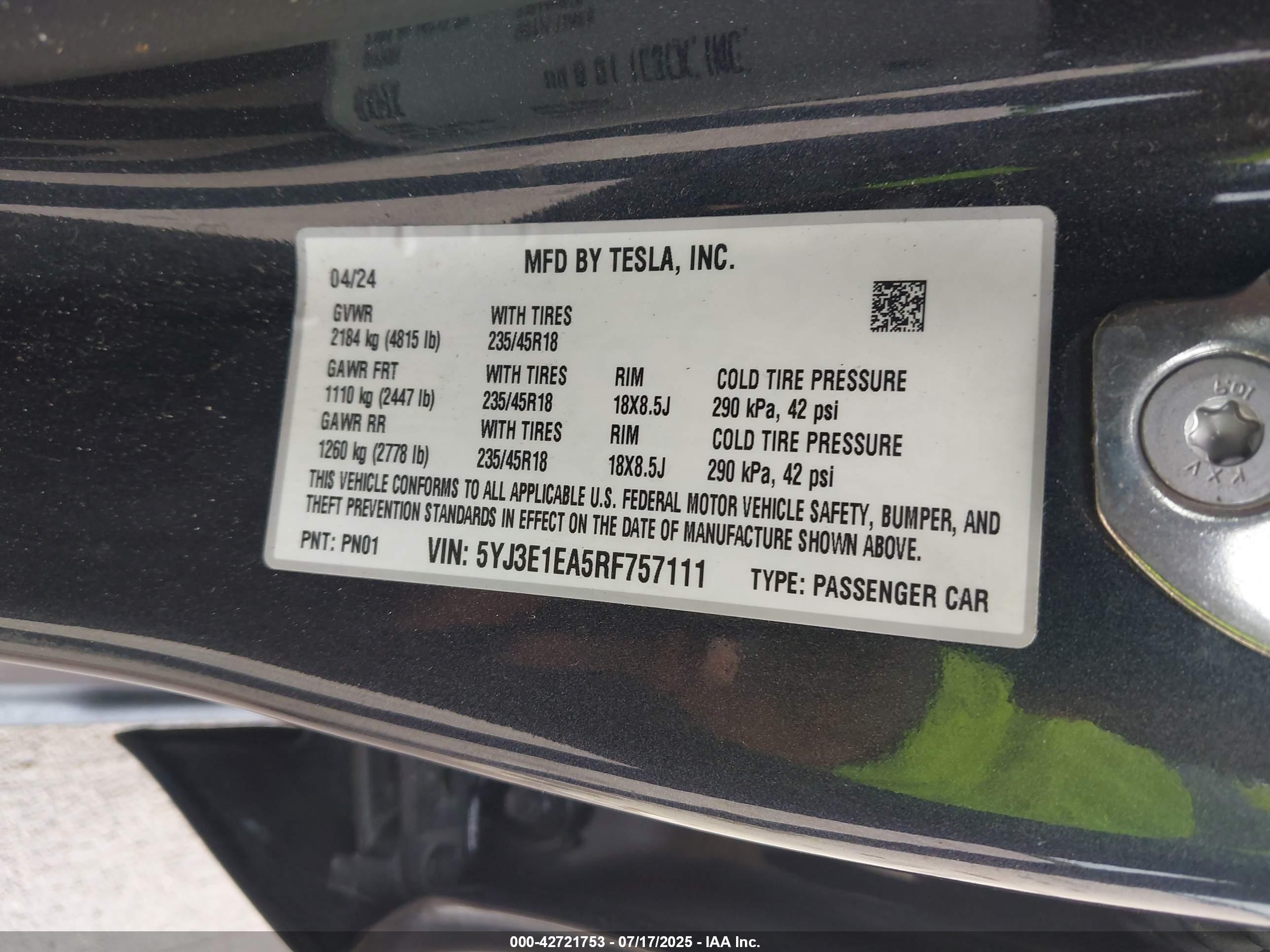 TESLA MODEL image 9