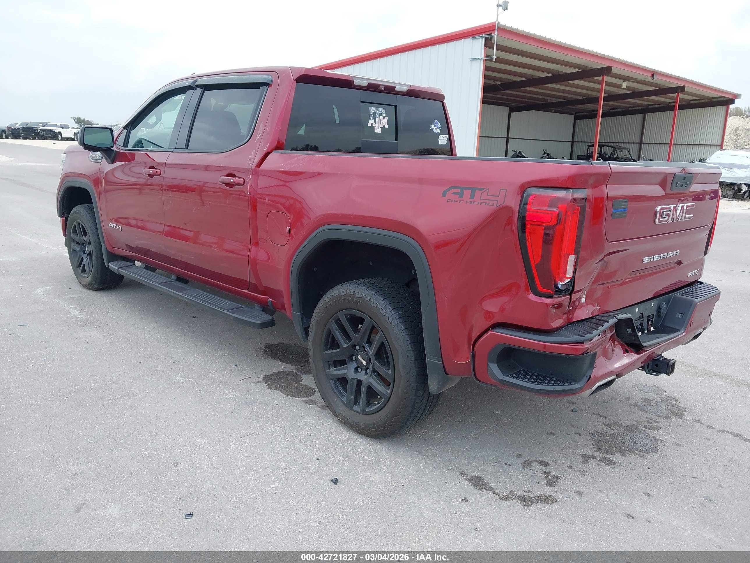 GMC SIERRA image 3