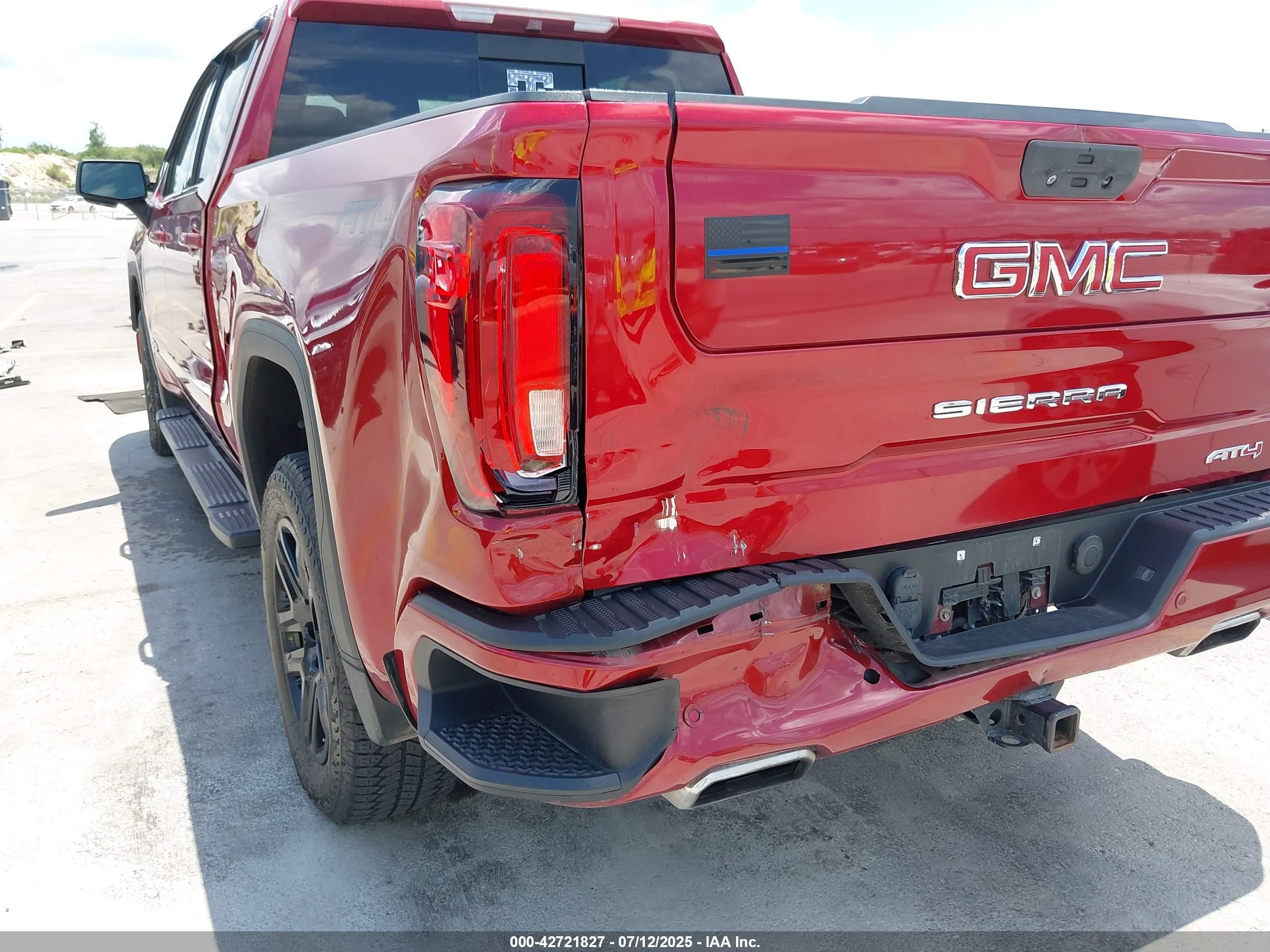 GMC SIERRA image 6