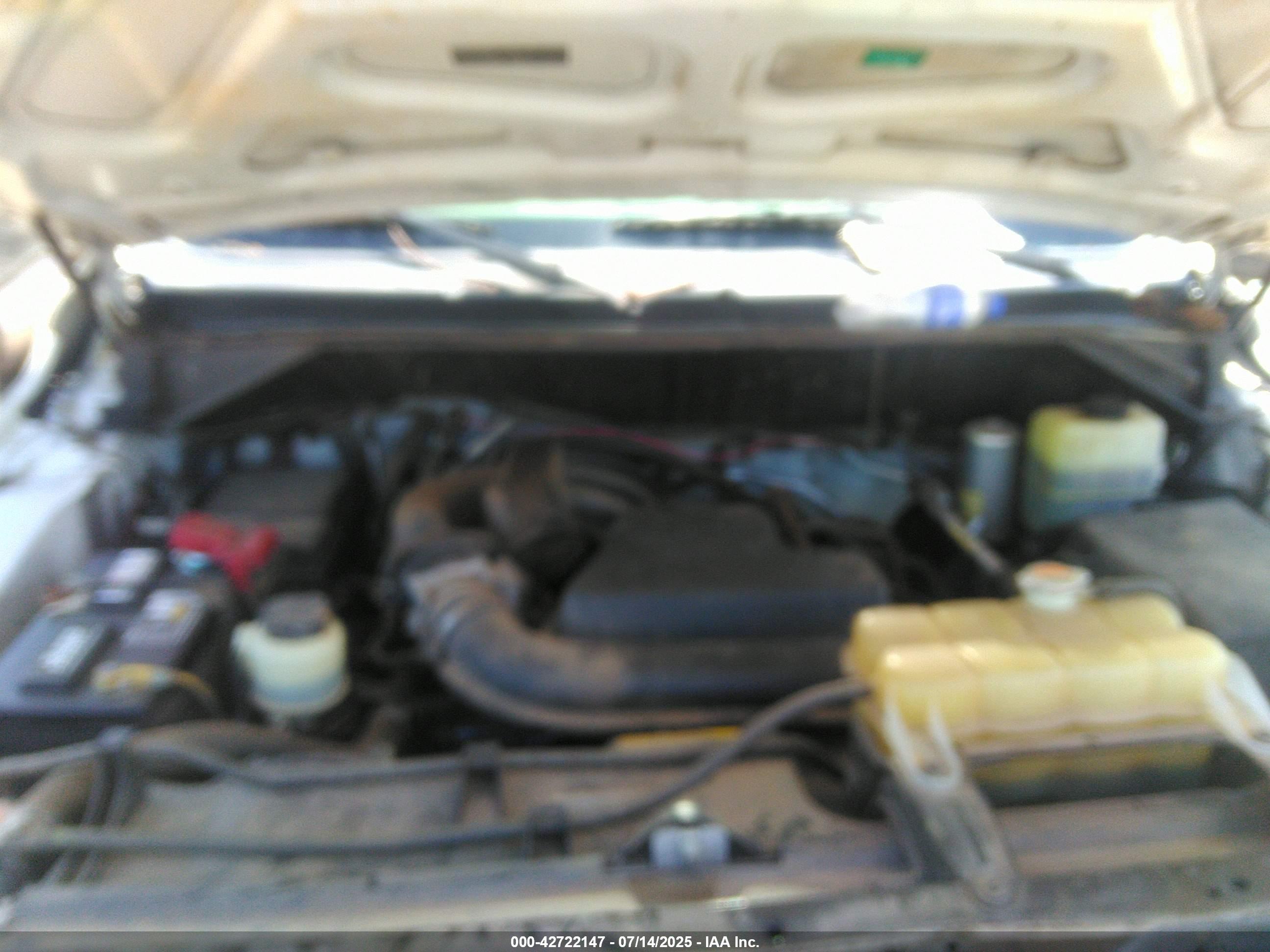 NISSAN NV image 10