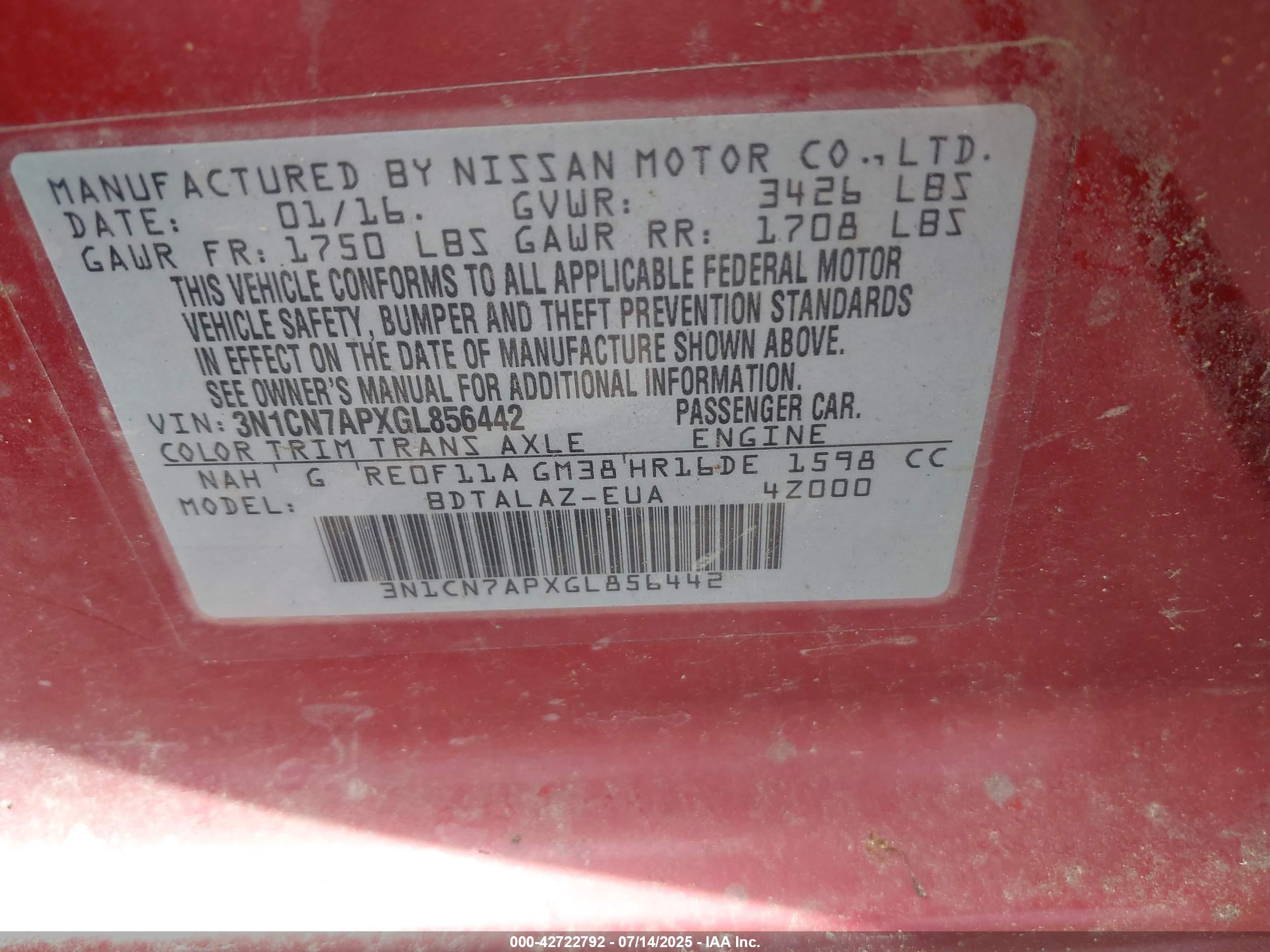 NISSAN VERSA image 9