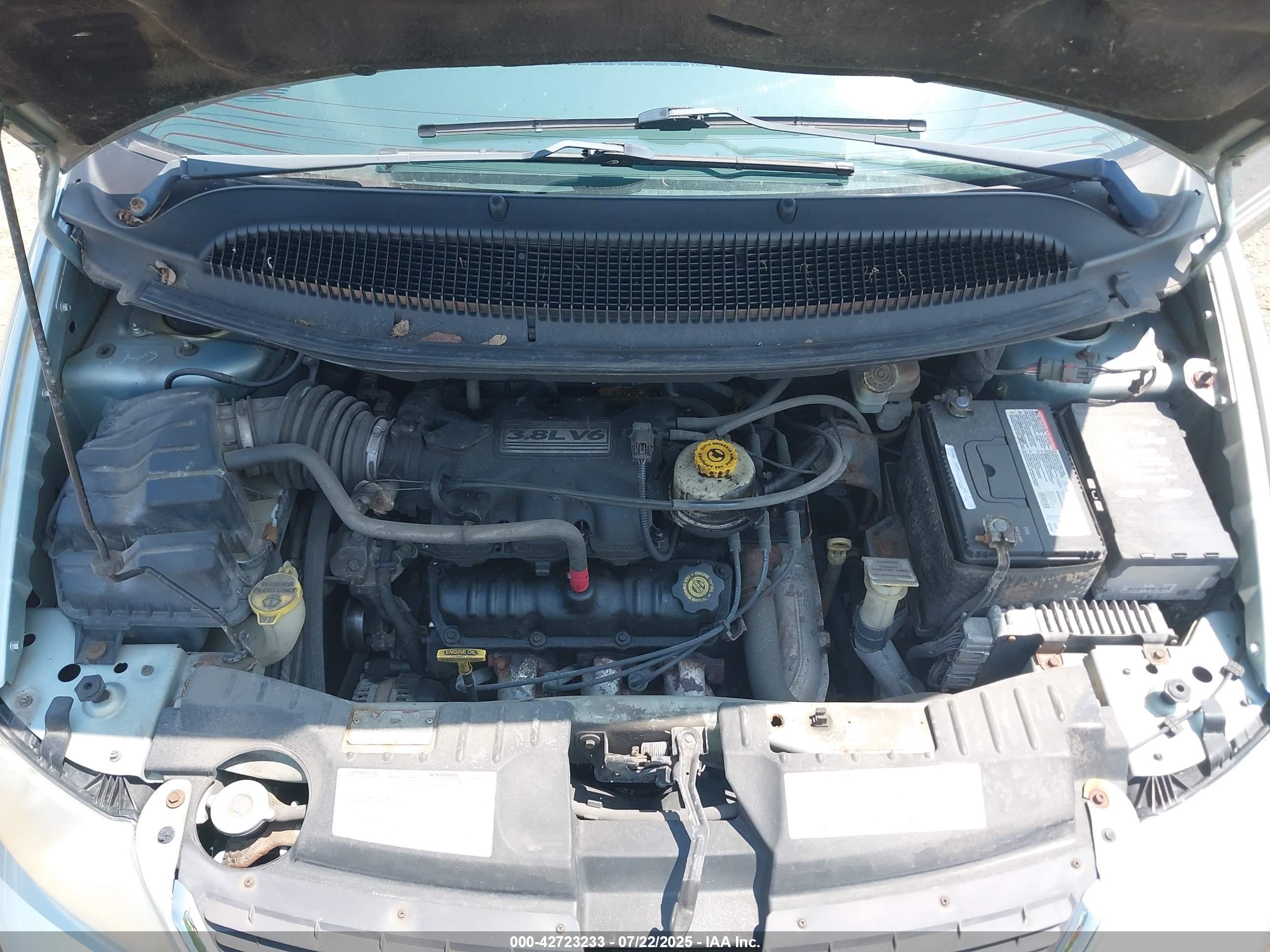 CHRYSLER TOWN image 10