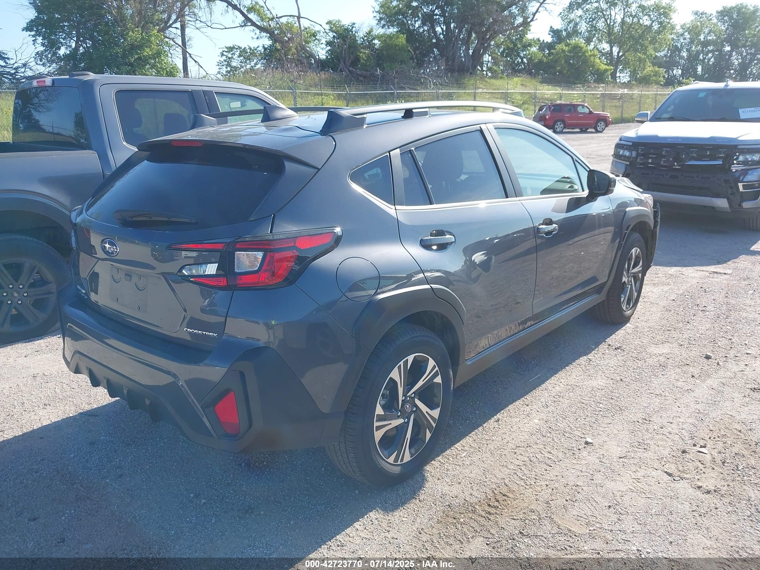 SUBARU CROSSTREK image 4