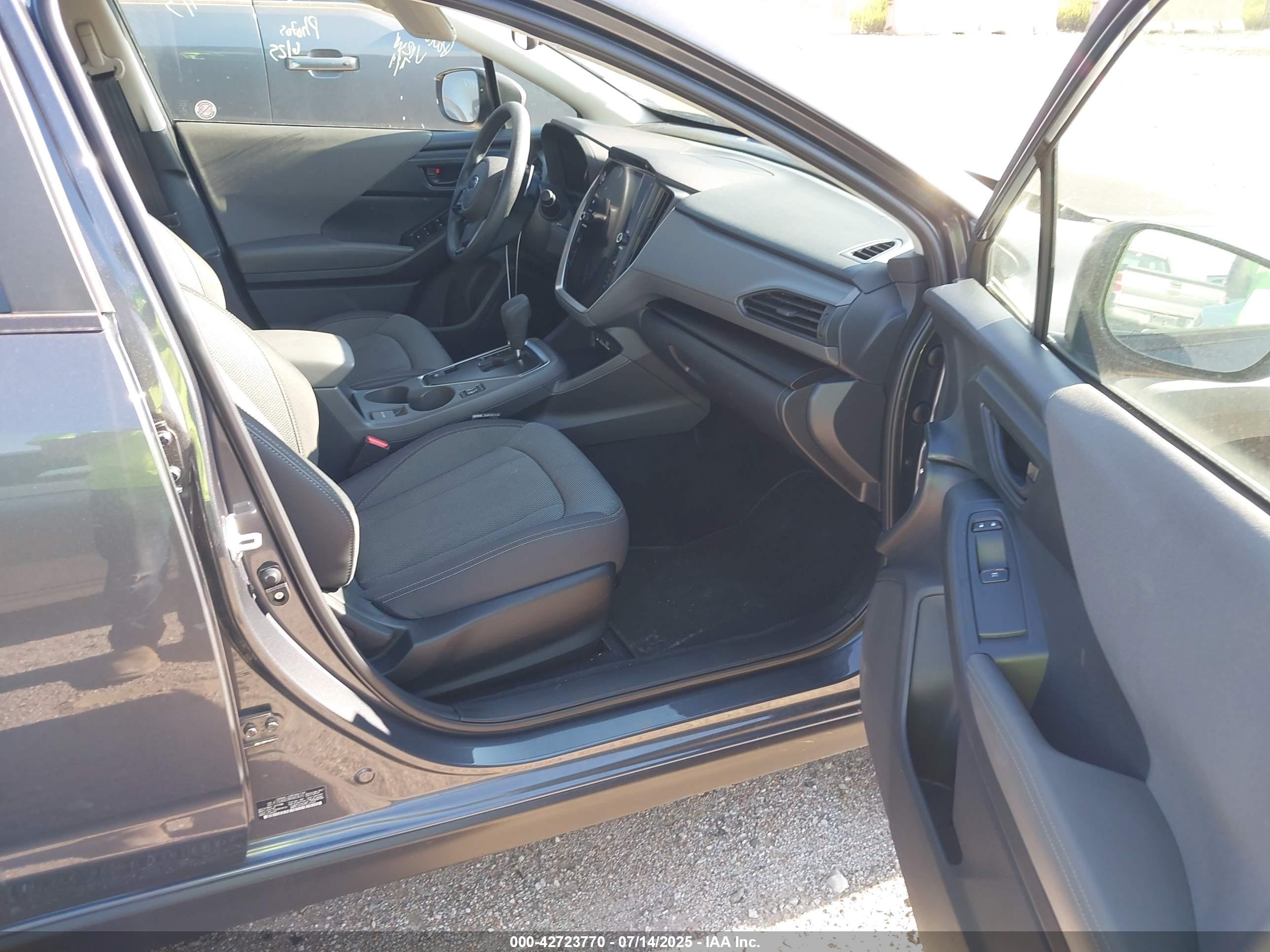 SUBARU CROSSTREK image 5