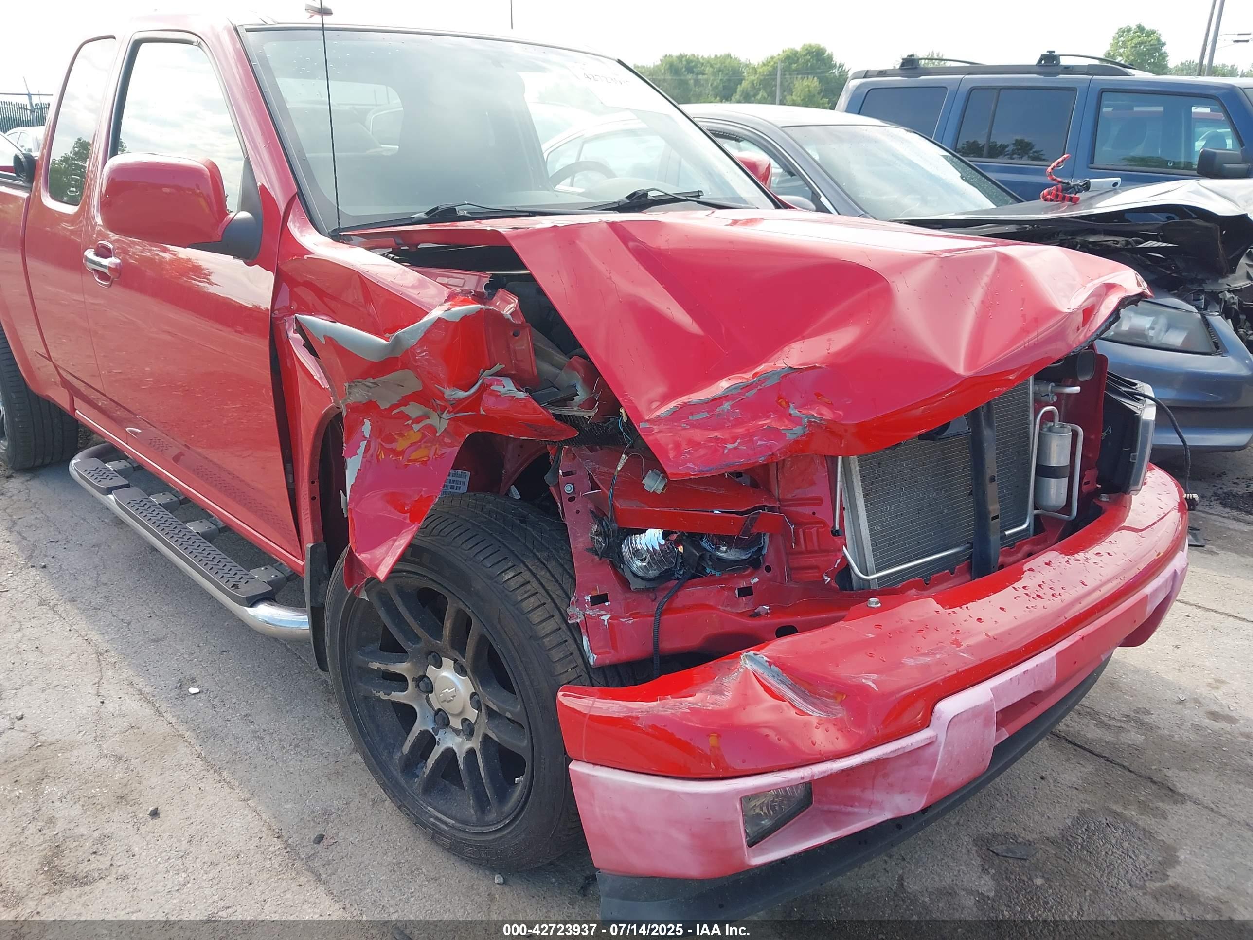 CHEVROLET COLORADO image 6