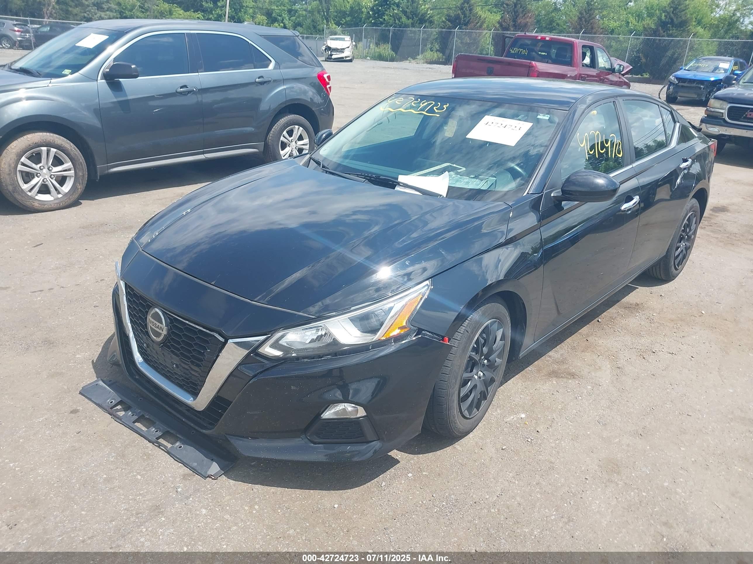 NISSAN ALTIMA image 2
