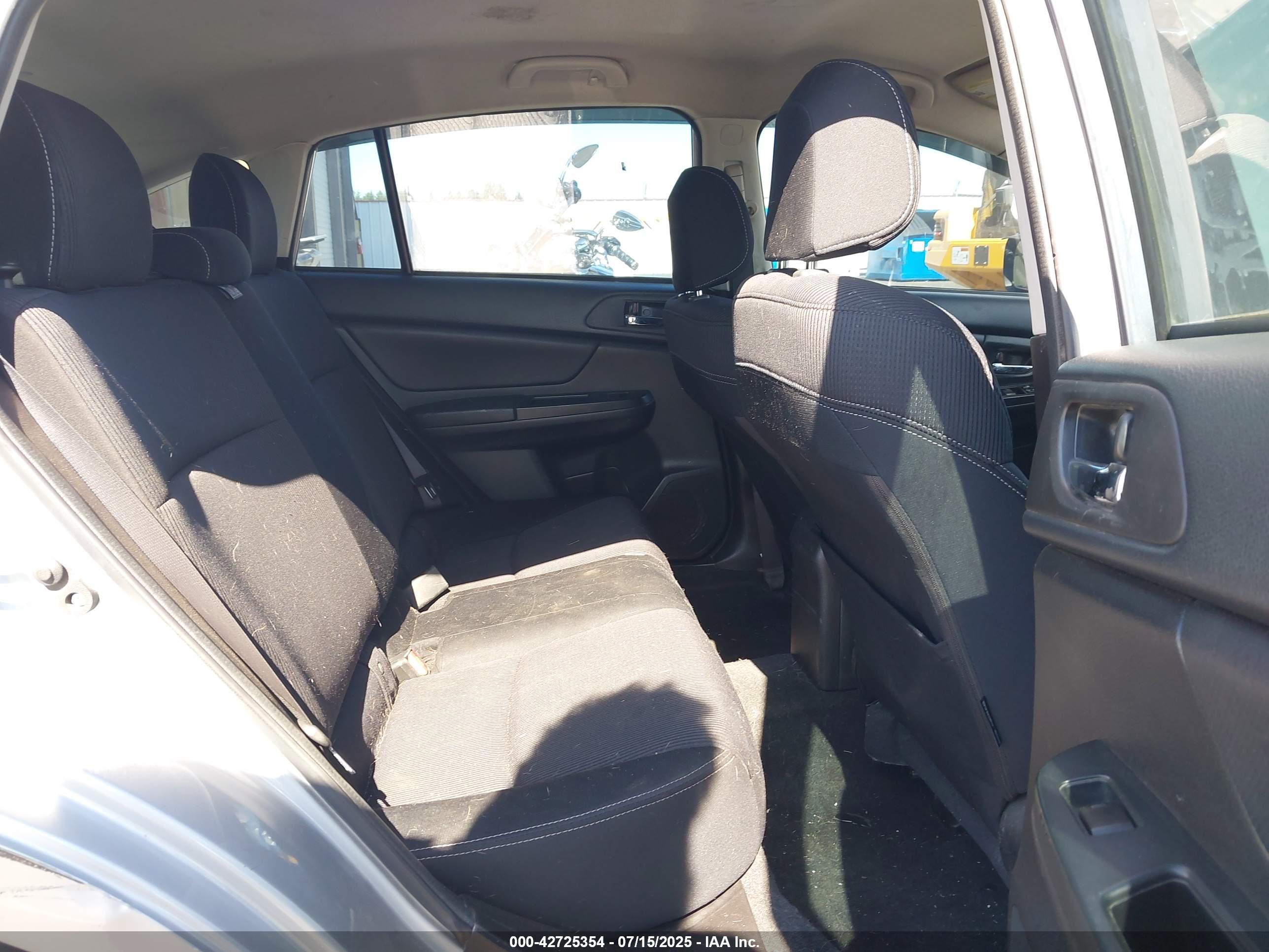 SUBARU IMPREZA image 8