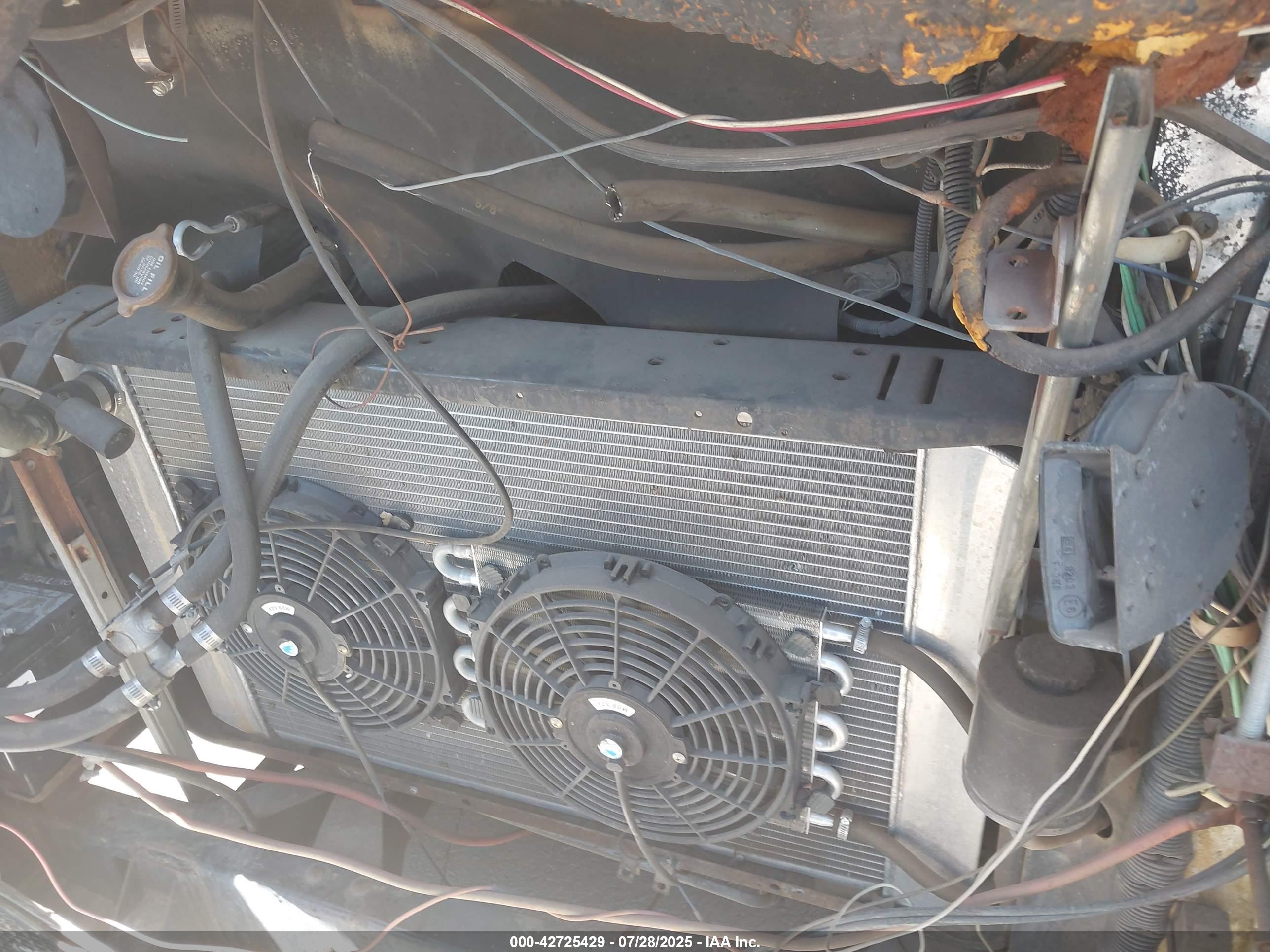 CHEVROLET P30 image 10