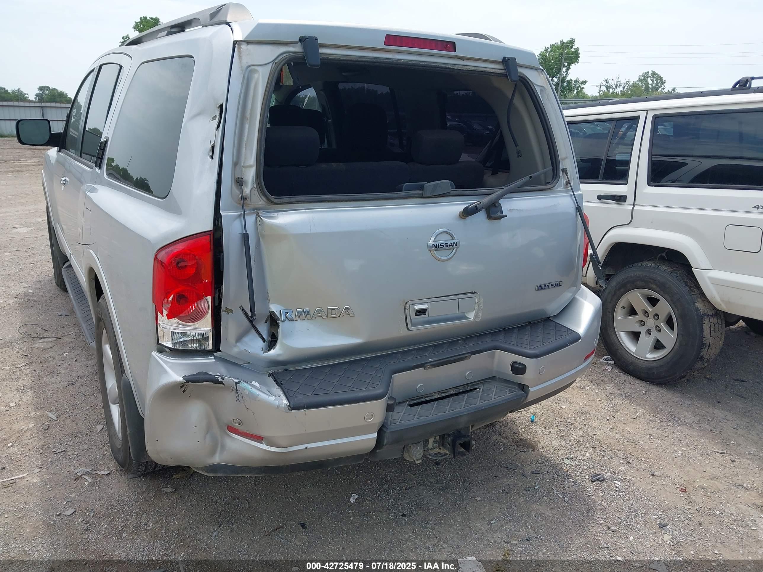 NISSAN ARMADA image 6