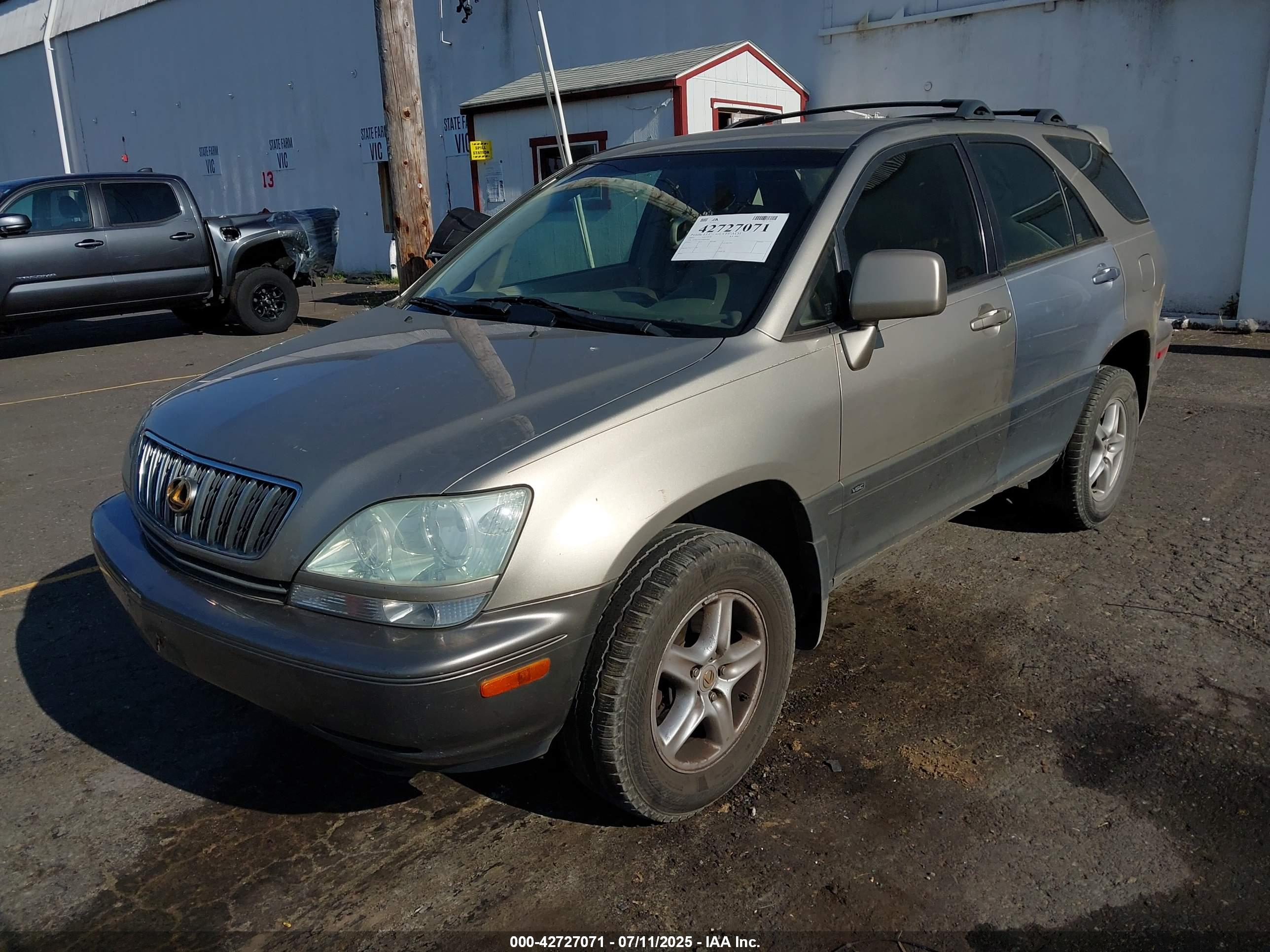 LEXUS RX image 2