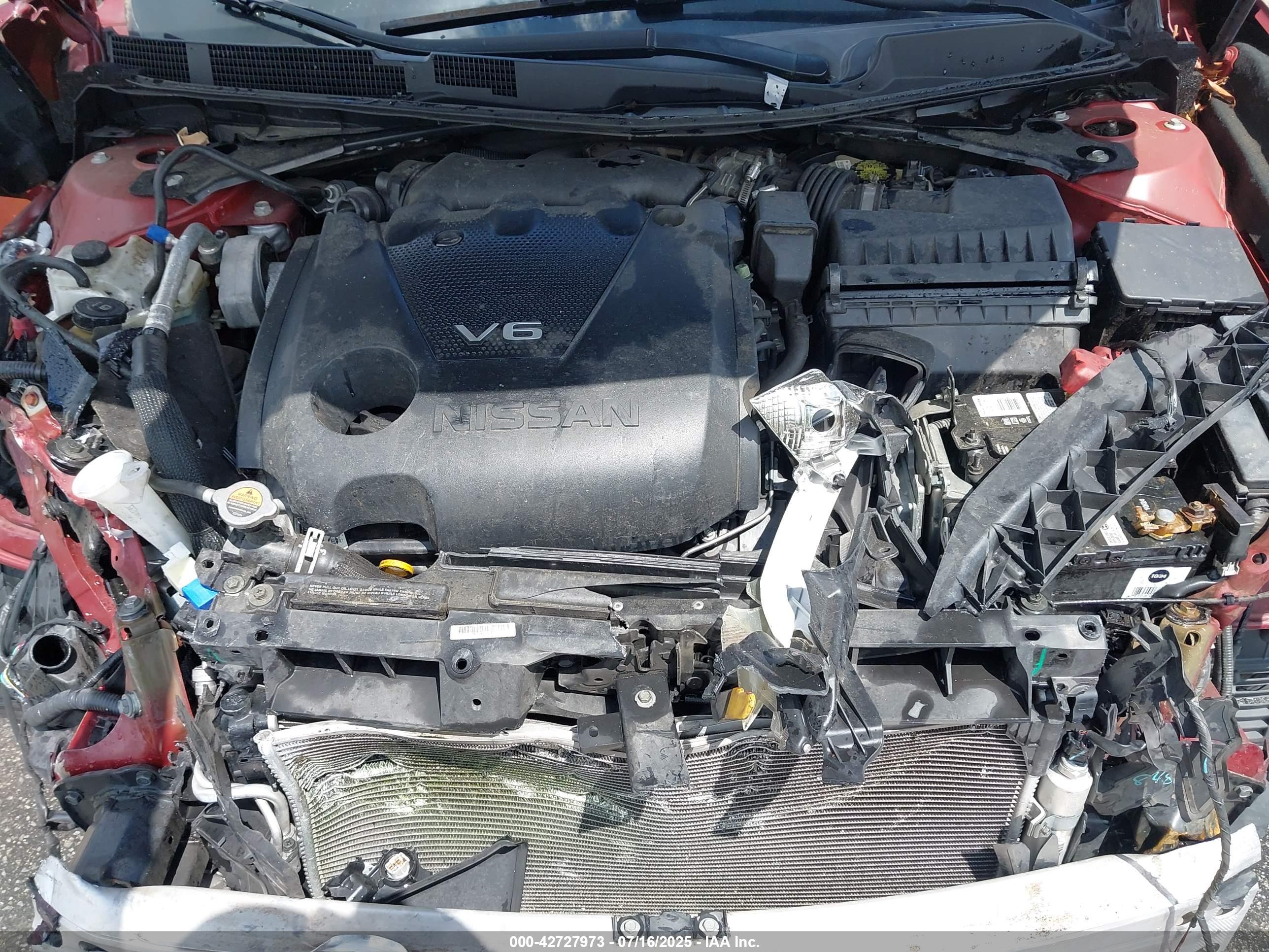 NISSAN MAXIMA image 10