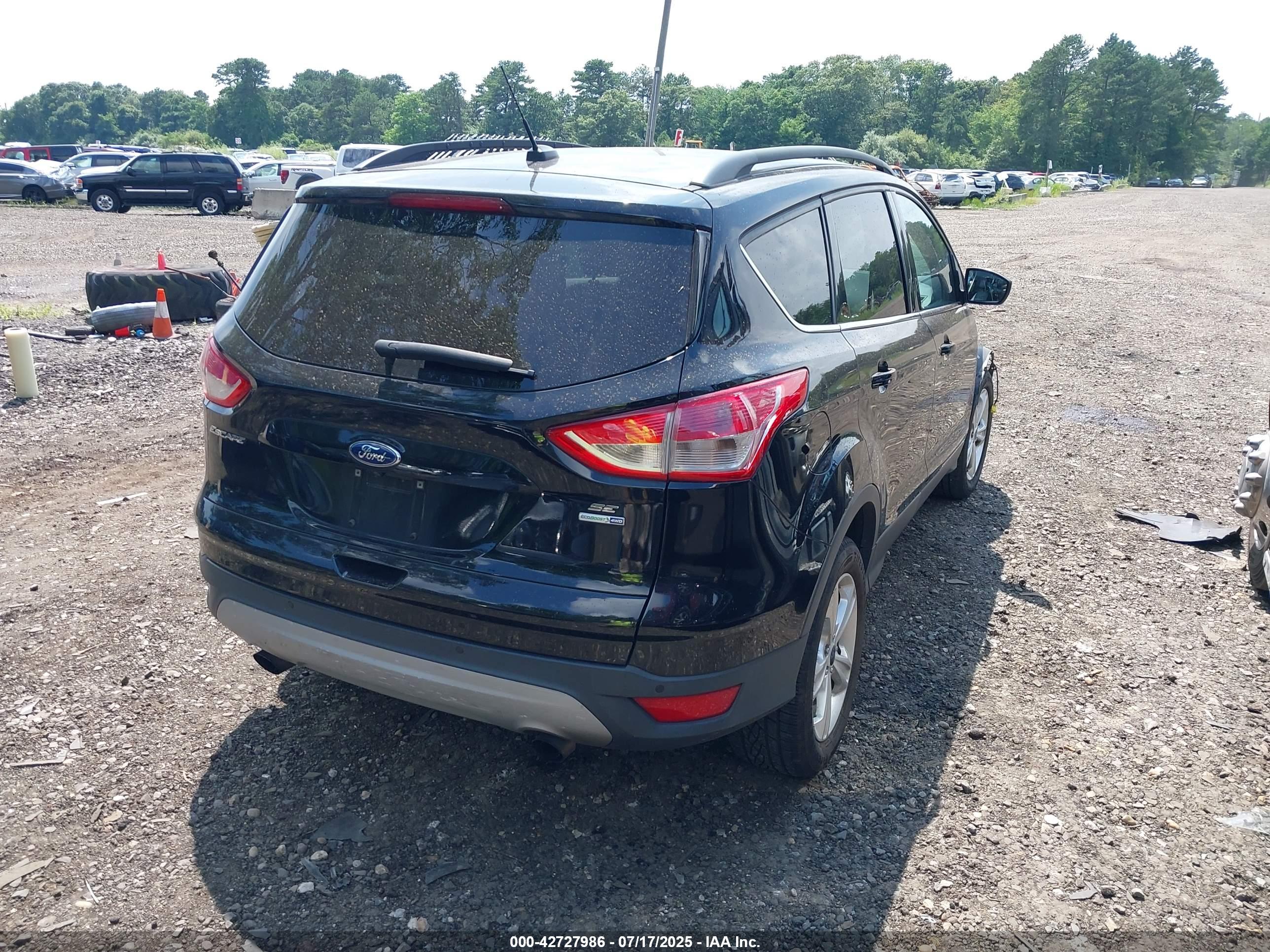 FORD ESCAPE image 4