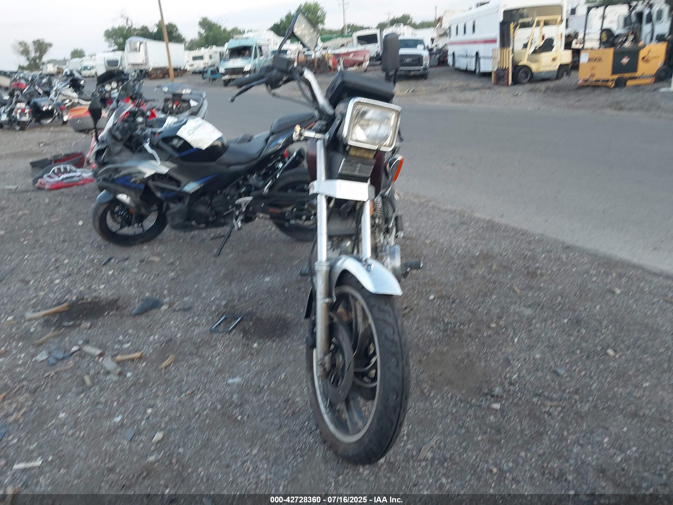 YAMAHA XV920 image 5