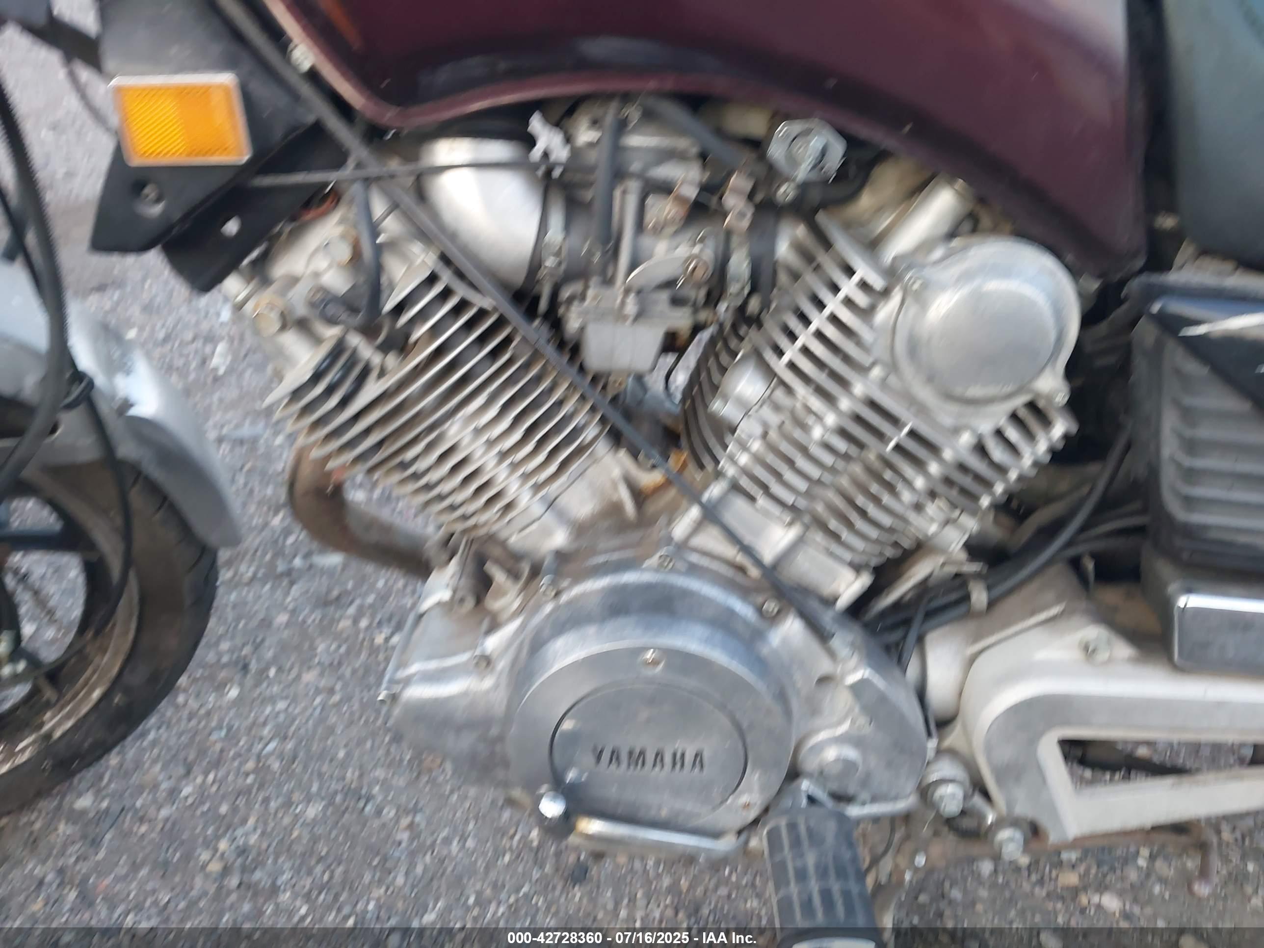 YAMAHA XV920 image 9