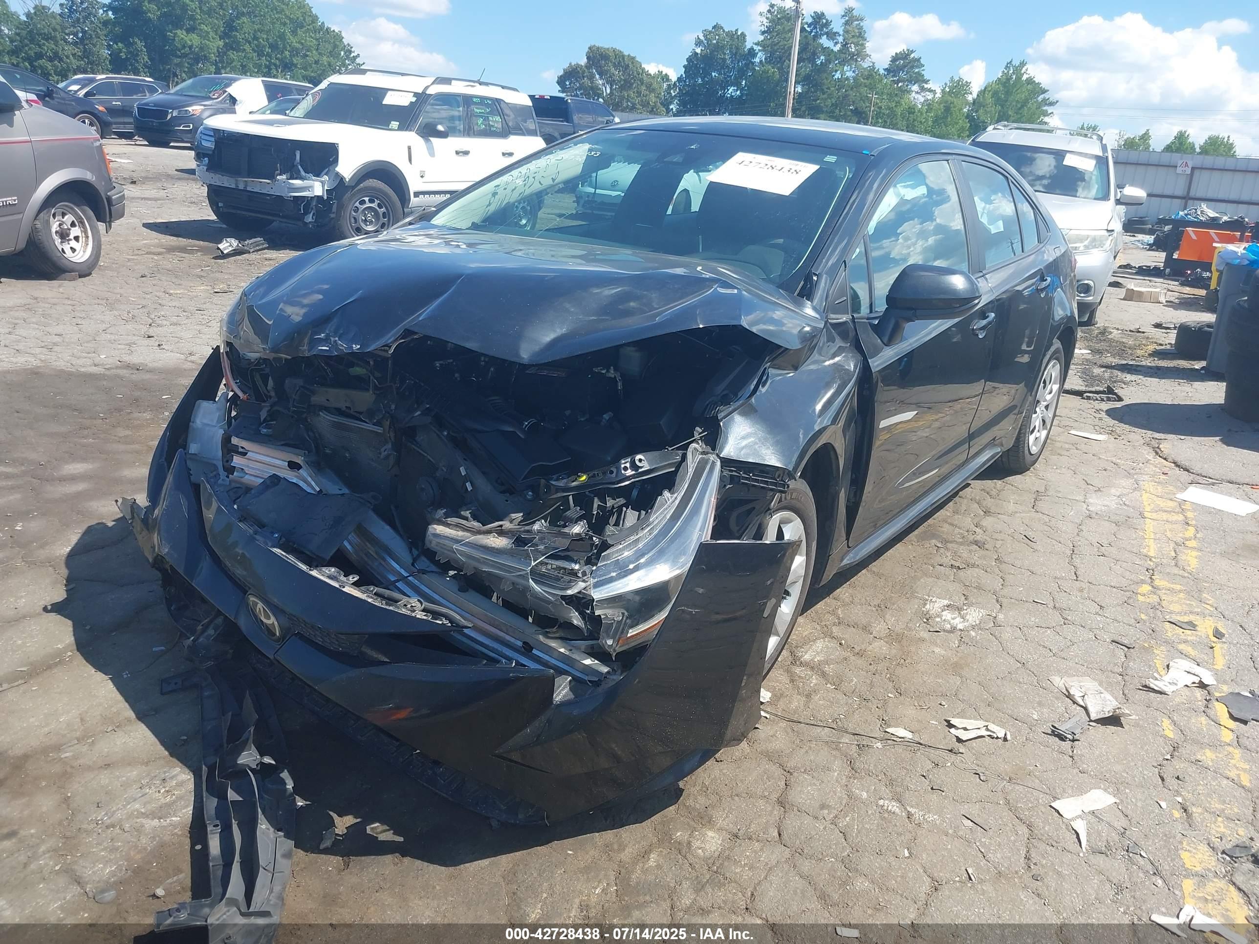 TOYOTA COROLLA image 2